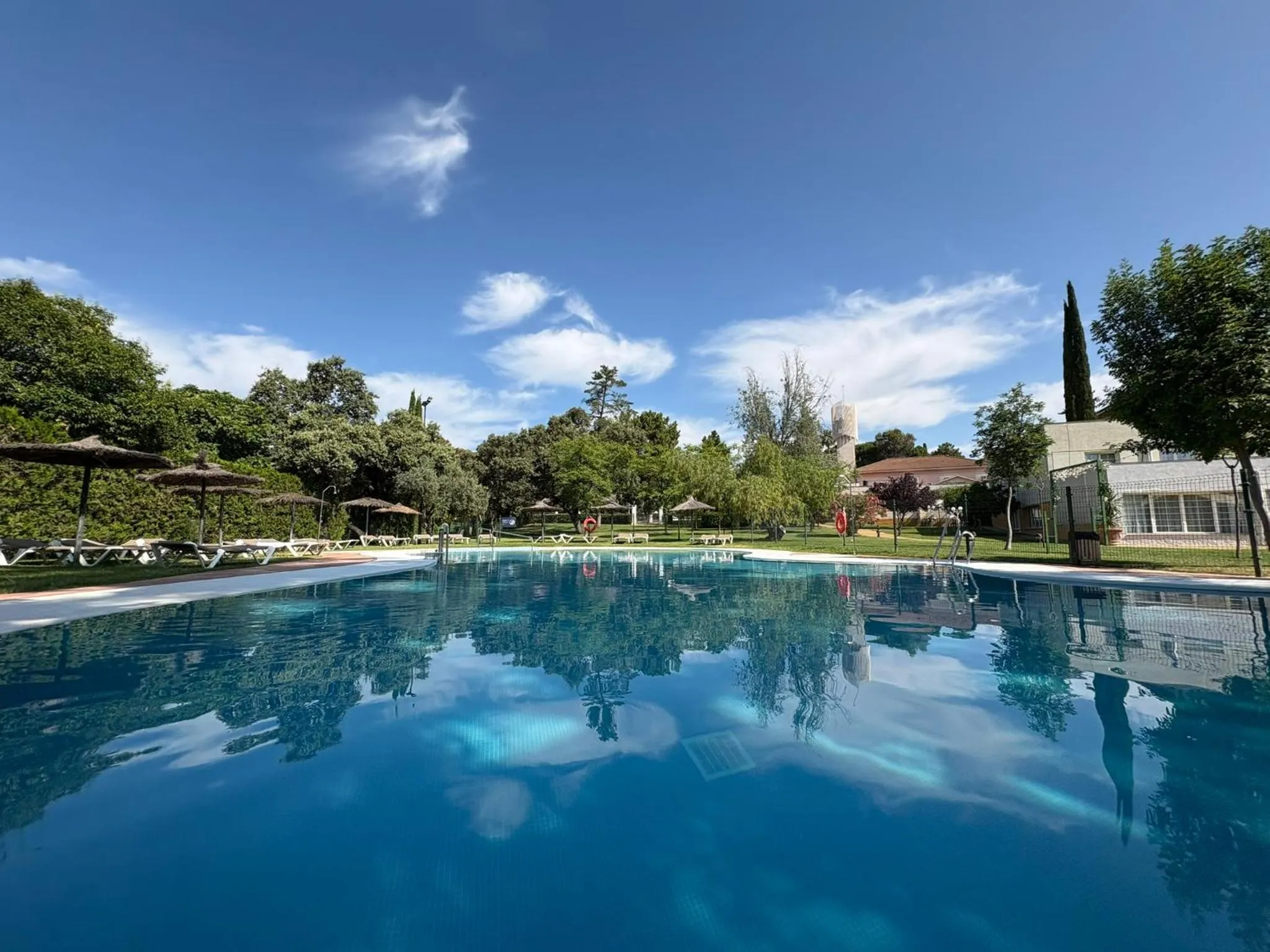 Swimming pool in Crisol Jardines de Córdoba