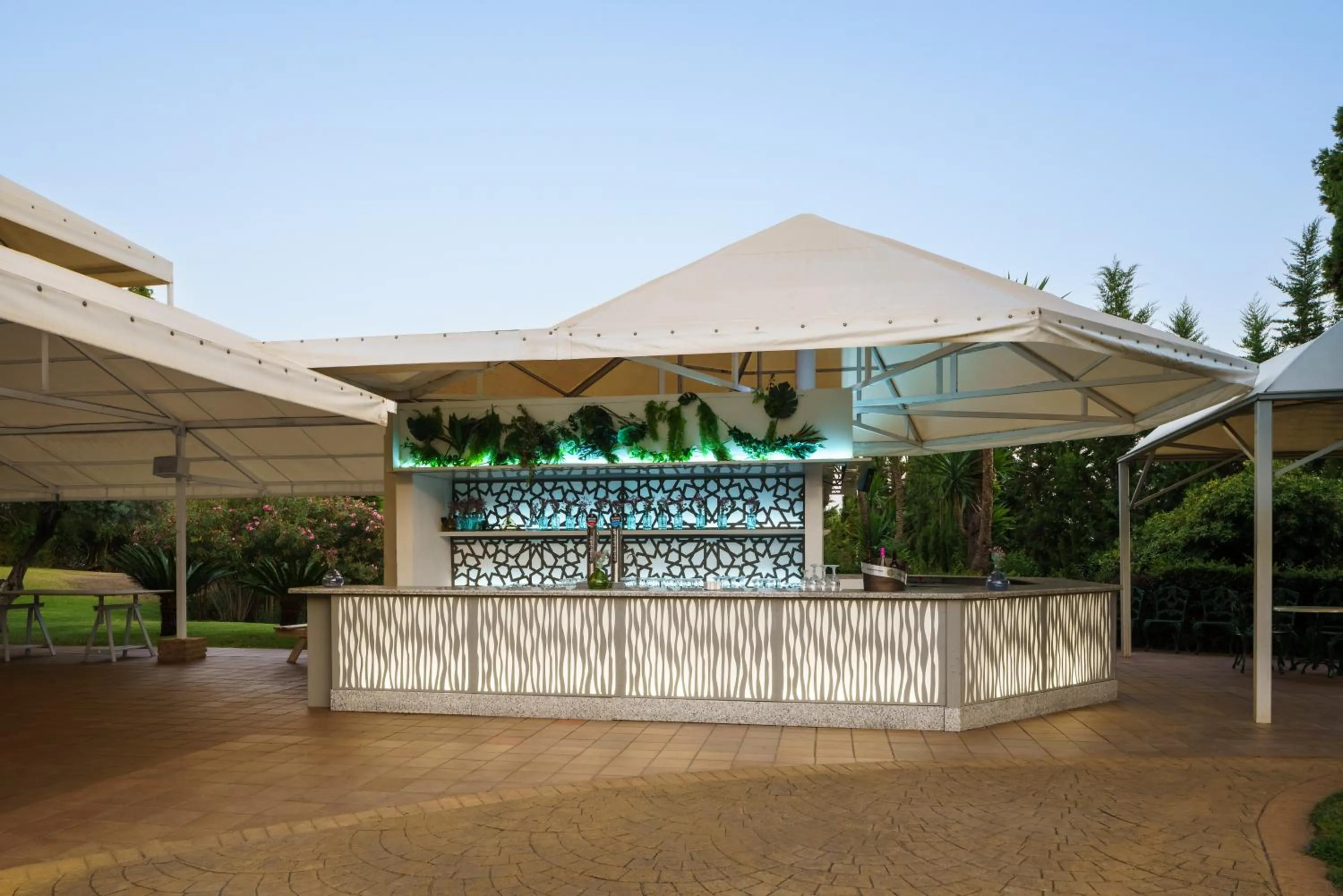 Lounge or bar in Crisol Jardines de Córdoba