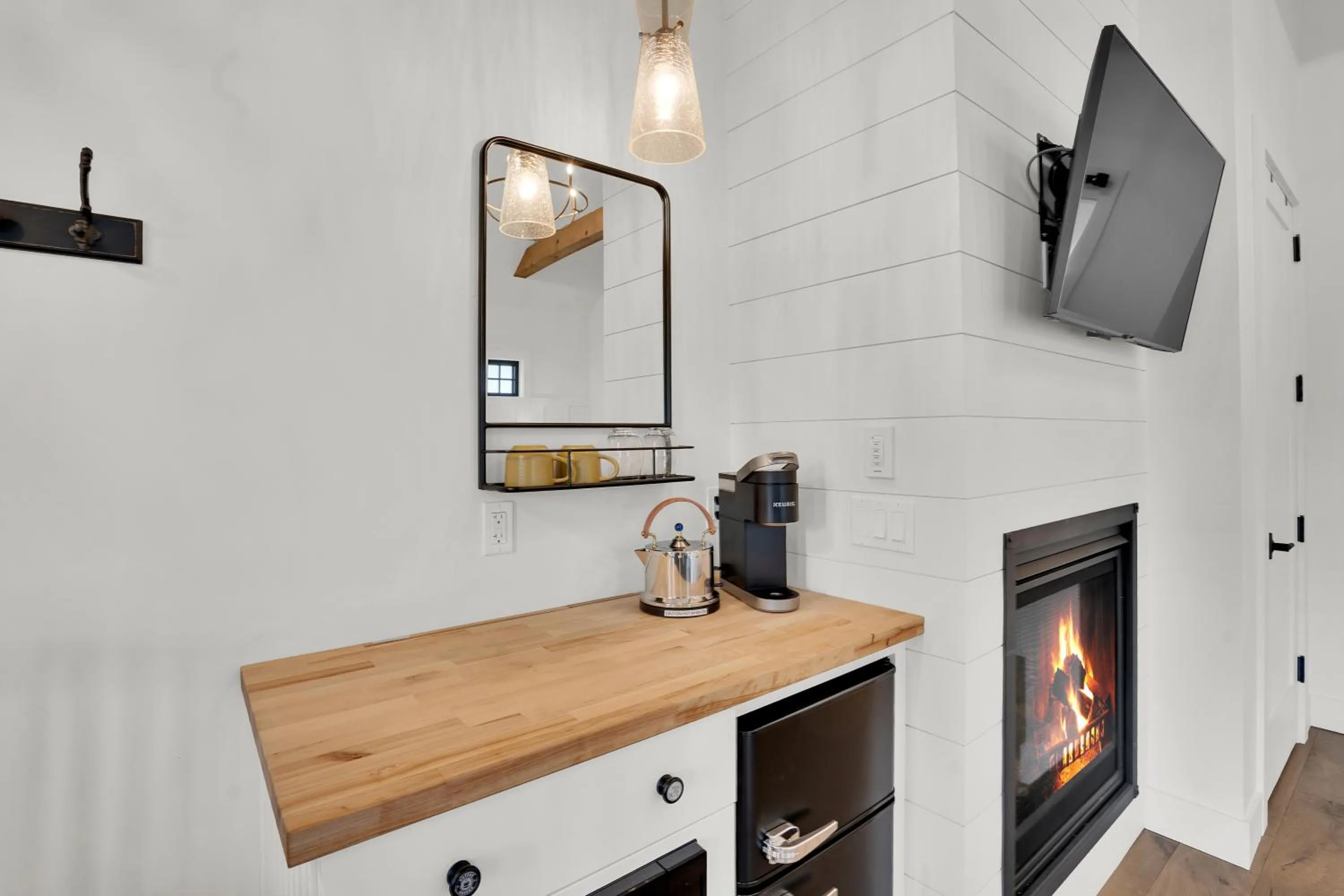 Kitchen or kitchenette in The Scout Boutique Cottages