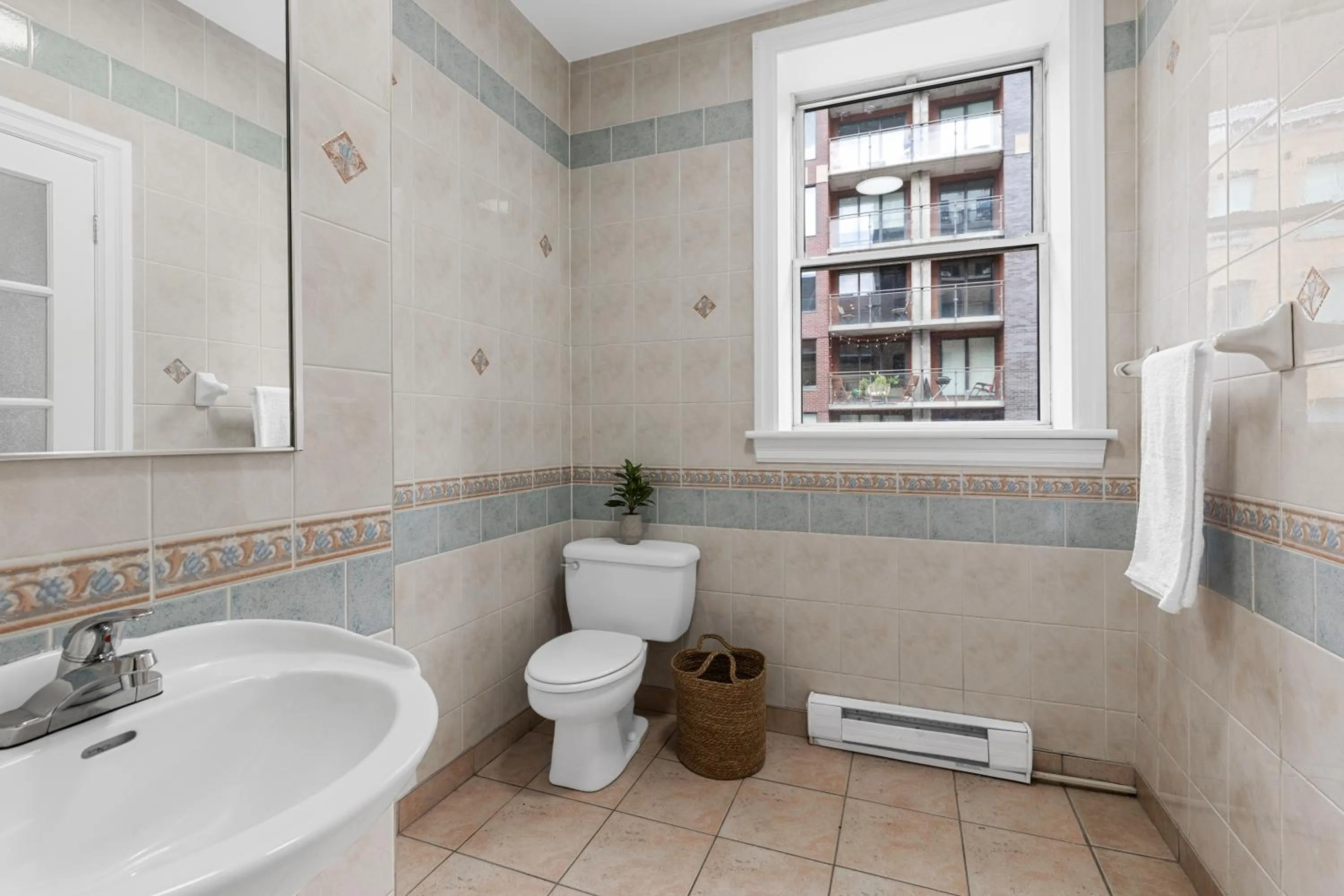 Bathroom in Le Sand & Stone Hotel
