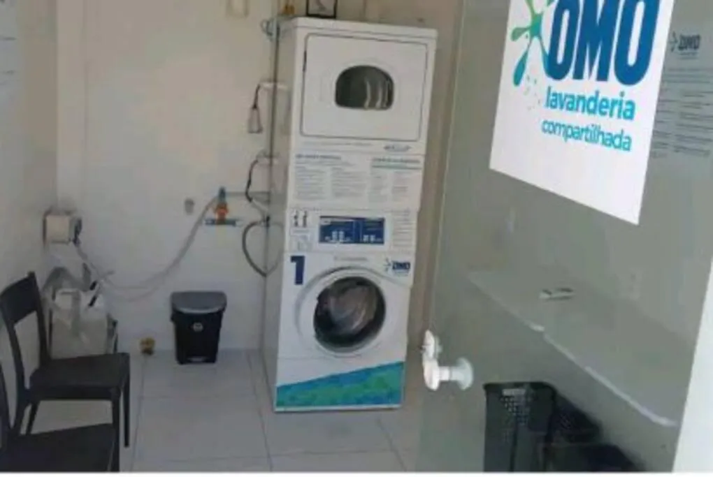 laundry in Palm Village Acqua