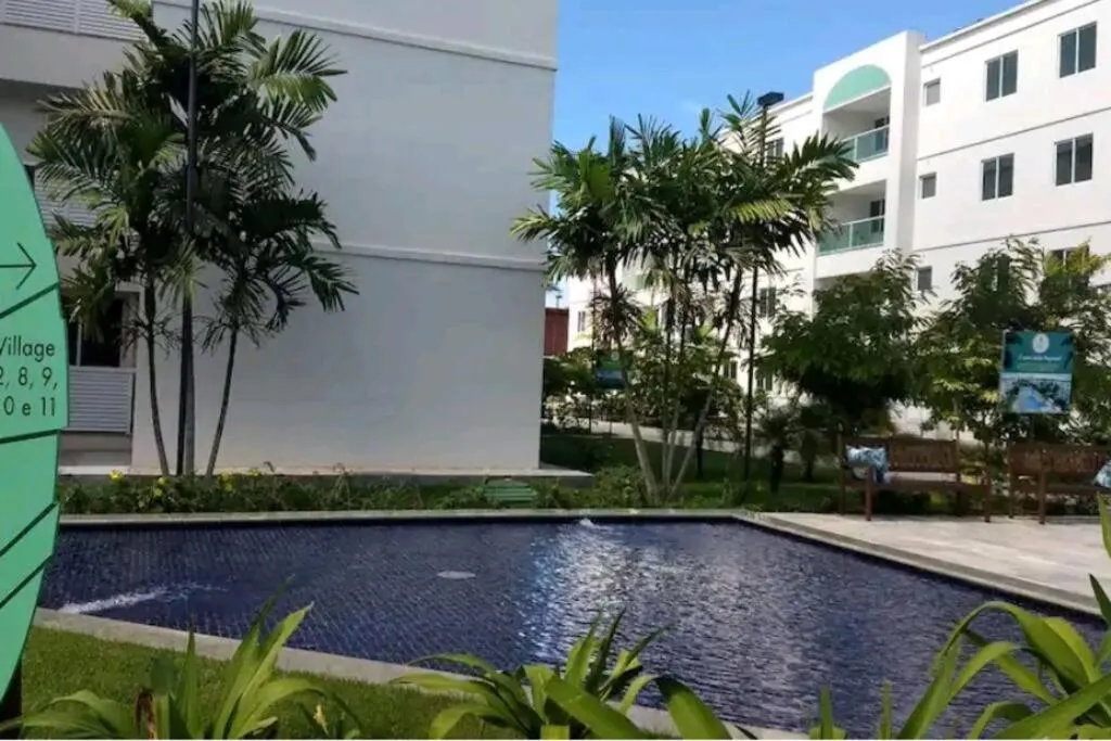 Facade/entrance in Palm Village Acqua