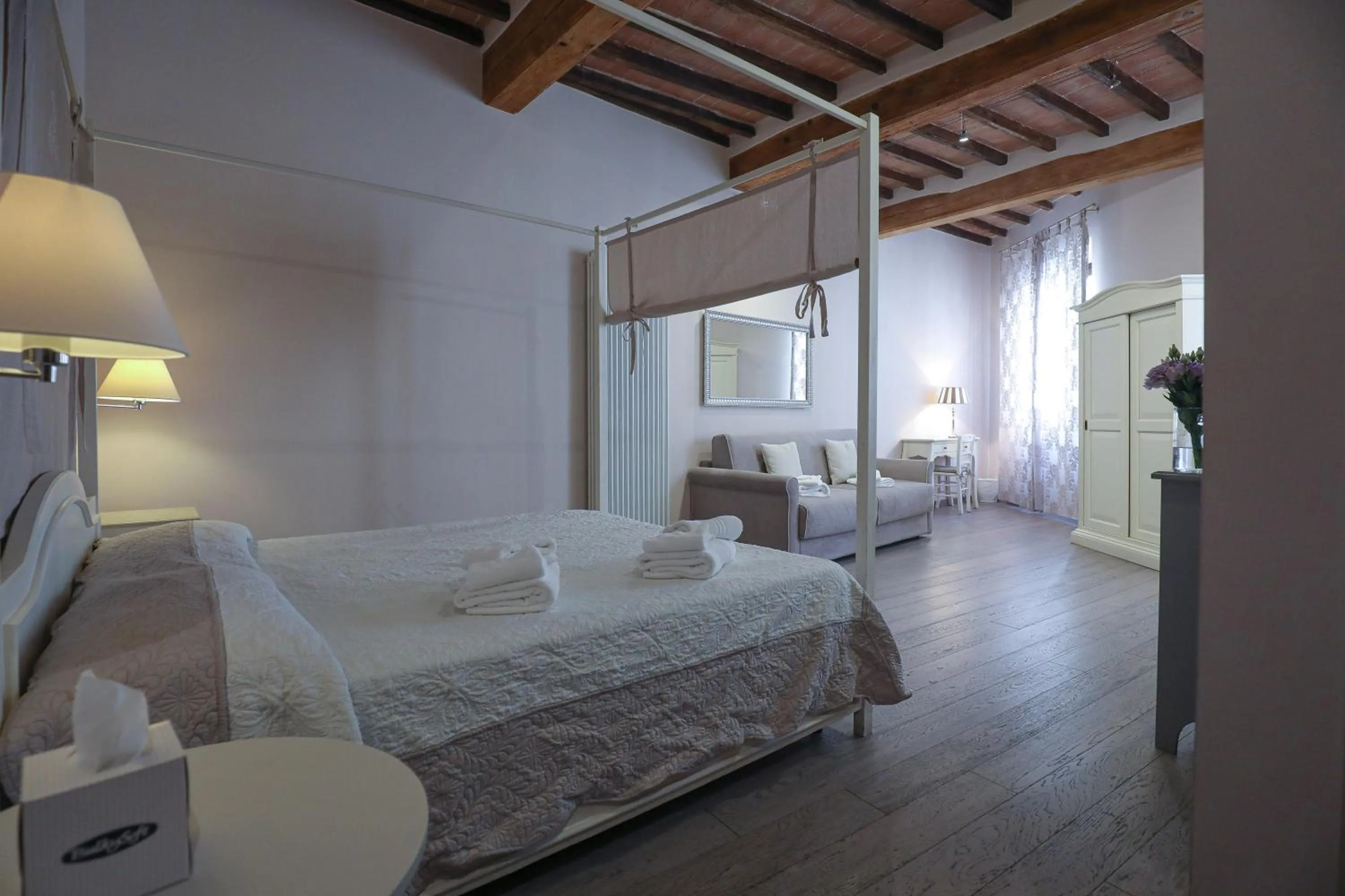 Photo of the whole room, Bed in B&B Il Senesino