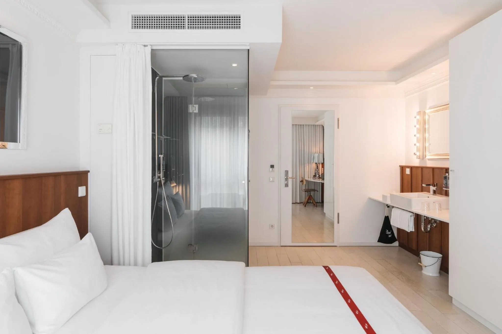 Photo of the whole room, Bed in Ruby Sofie Hotel Vienna