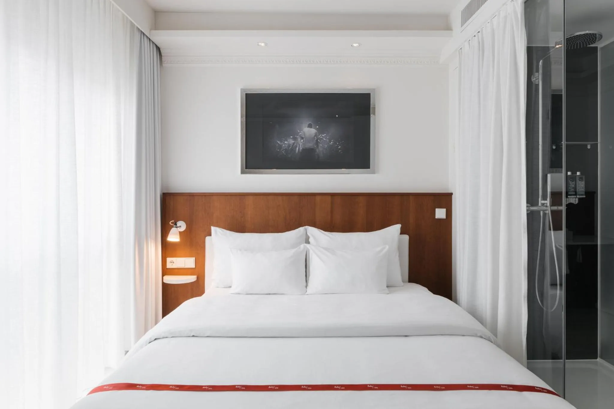 Photo of the whole room, Bed in Ruby Sofie Hotel Vienna