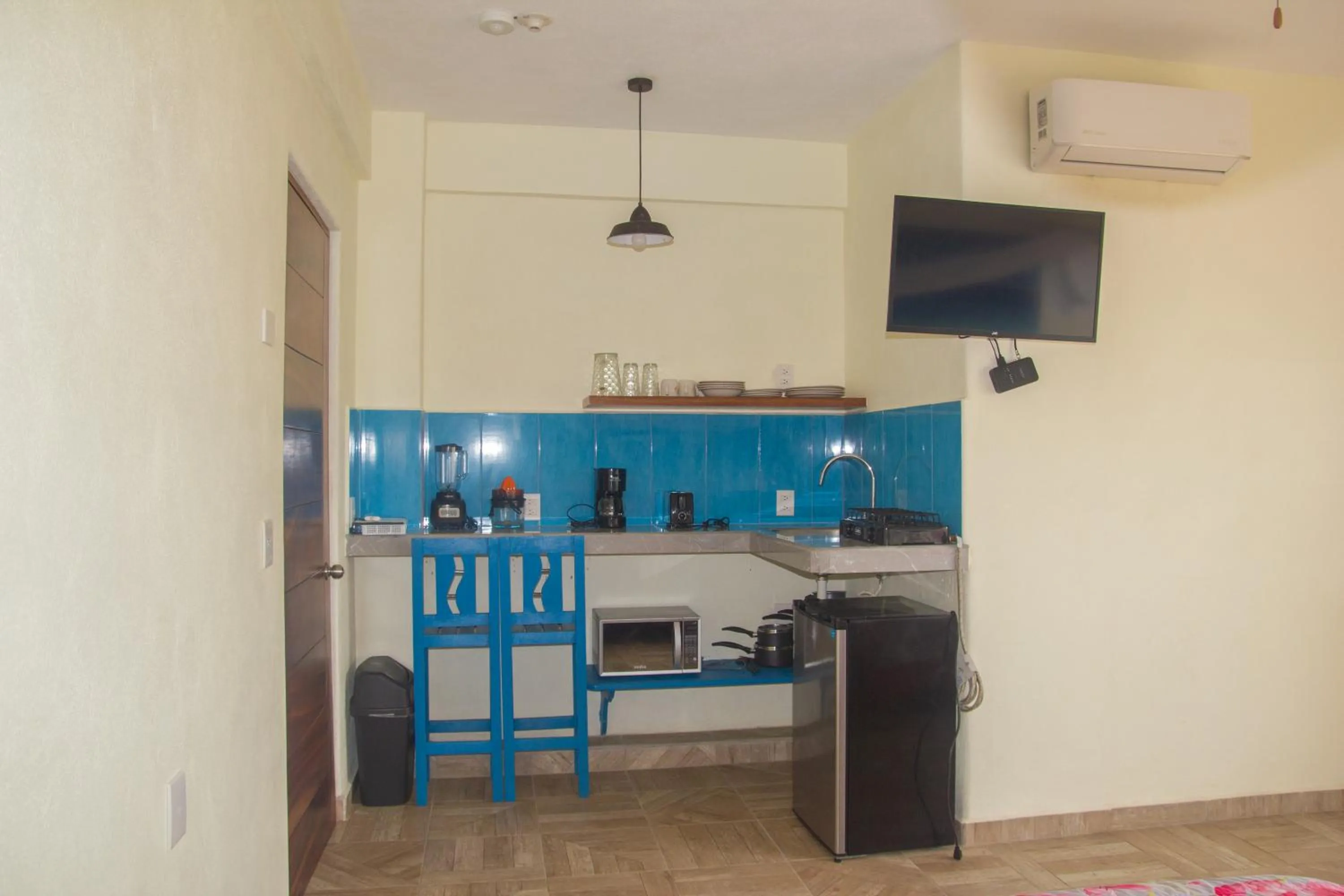 Kitchen or kitchenette in Hotel Happy Beach