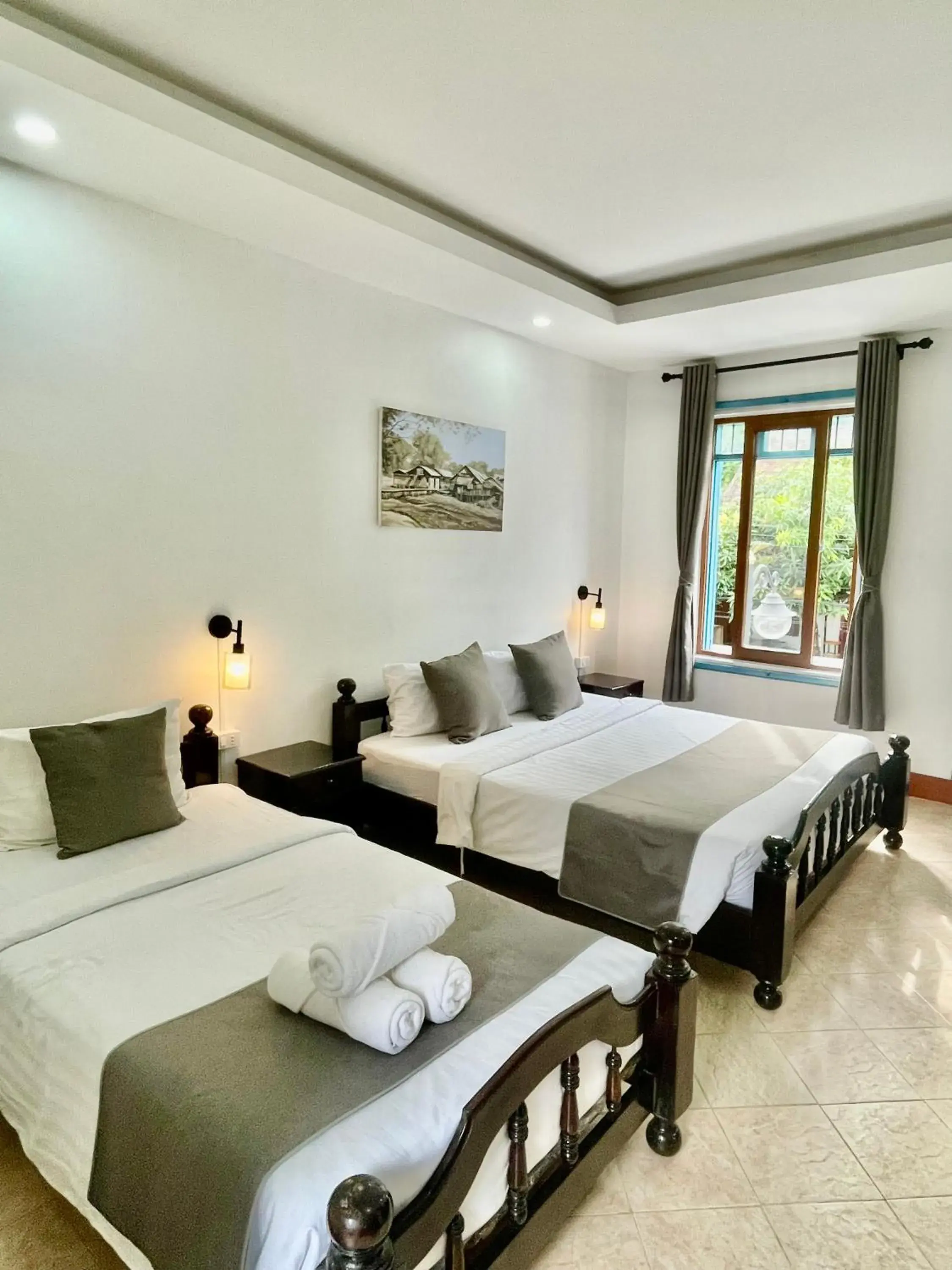 Triple Room with City View in Villa Merry Lao Ban Aphay Triple Room with City View in Villa Merry Lao Ban Aphay