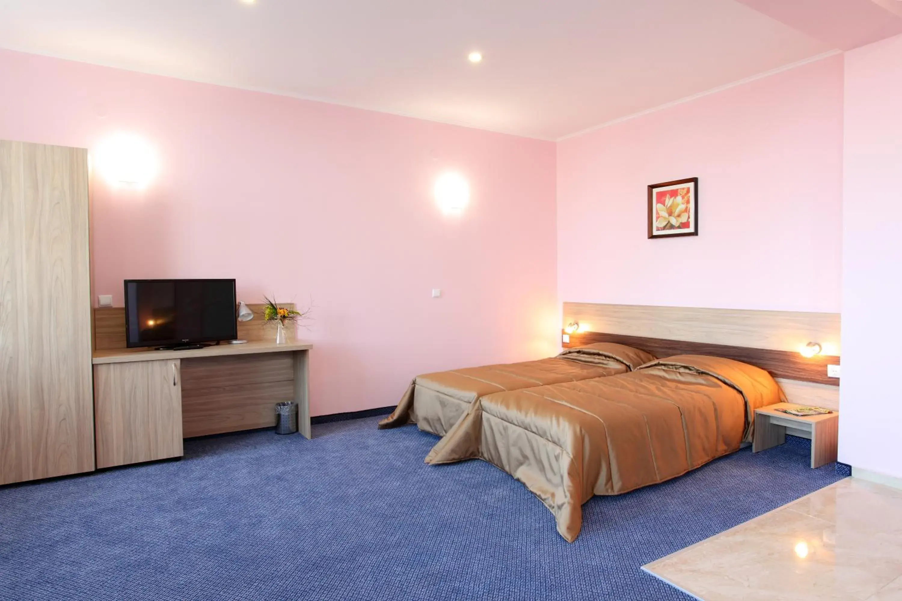 Junior Suite with Free Parking (3 Adults) in Teodora Palace Hotel Junior Suite with Free Parking (3 Adults) in Teodora Palace Hotel