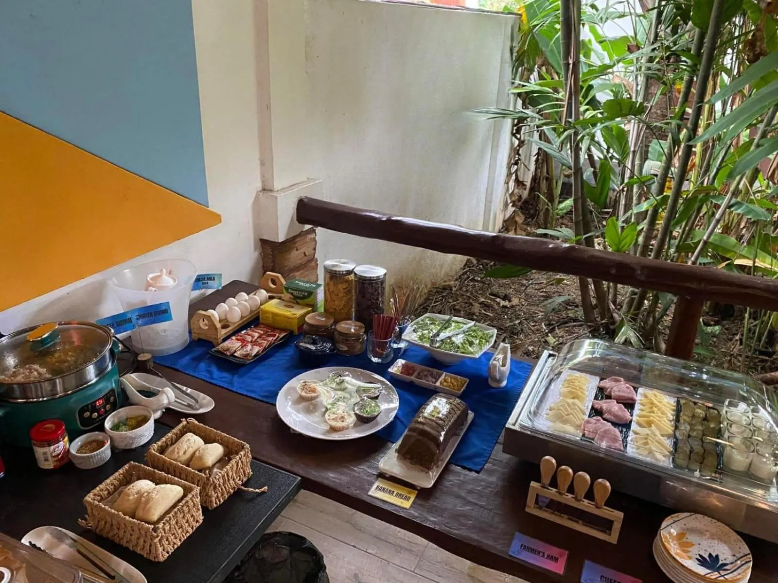 Breakfast in Carpe Diem Villas & Resort