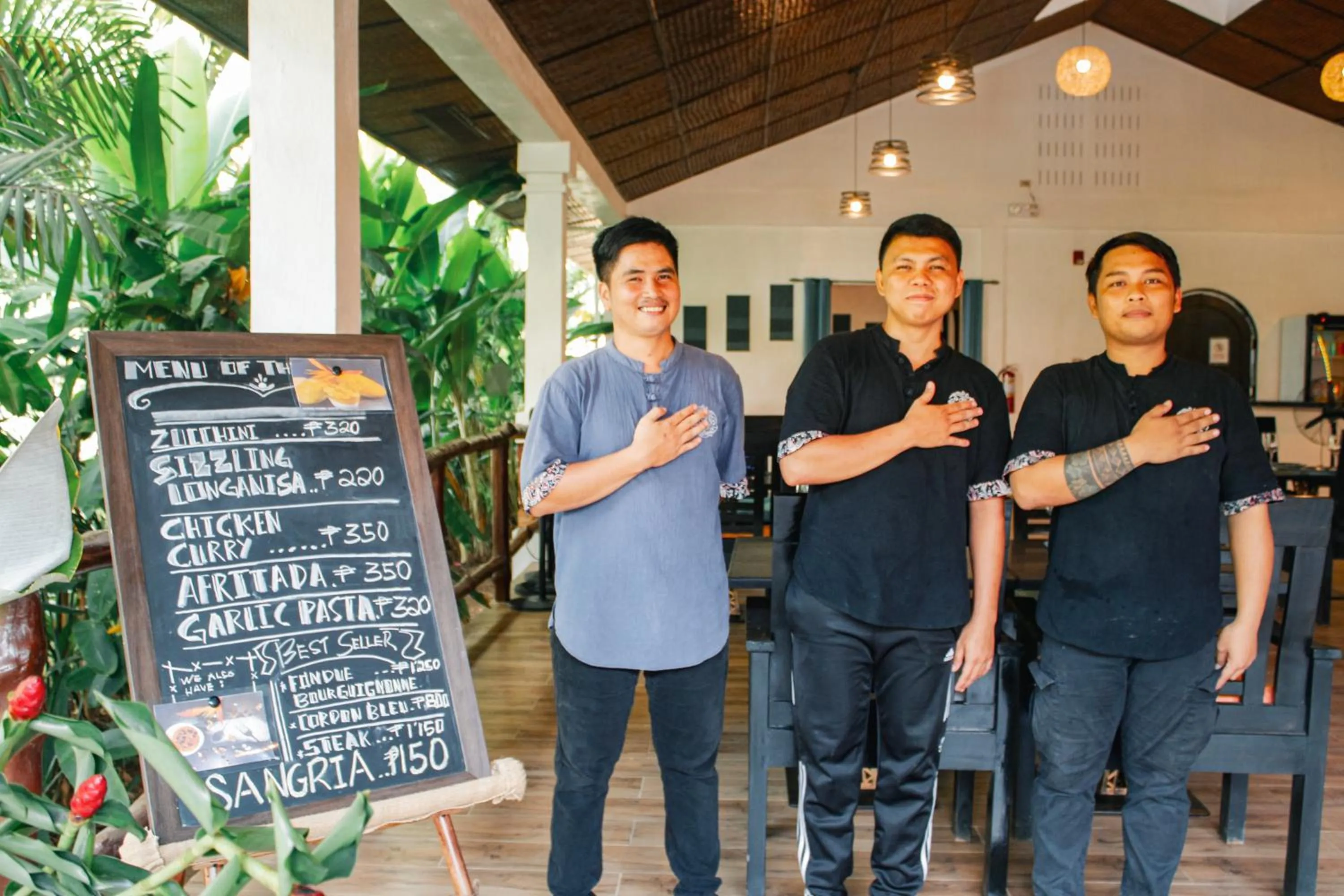 Restaurant/places to eat in Carpe Diem Villas & Resort Dive & Stay resort