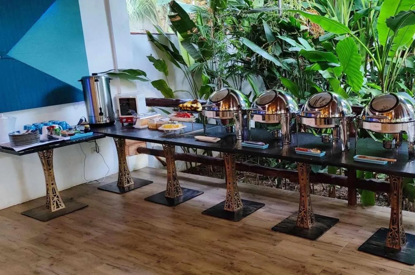 Restaurant/places to eat in Carpe Diem Villas & Resort Dive & Stay resort