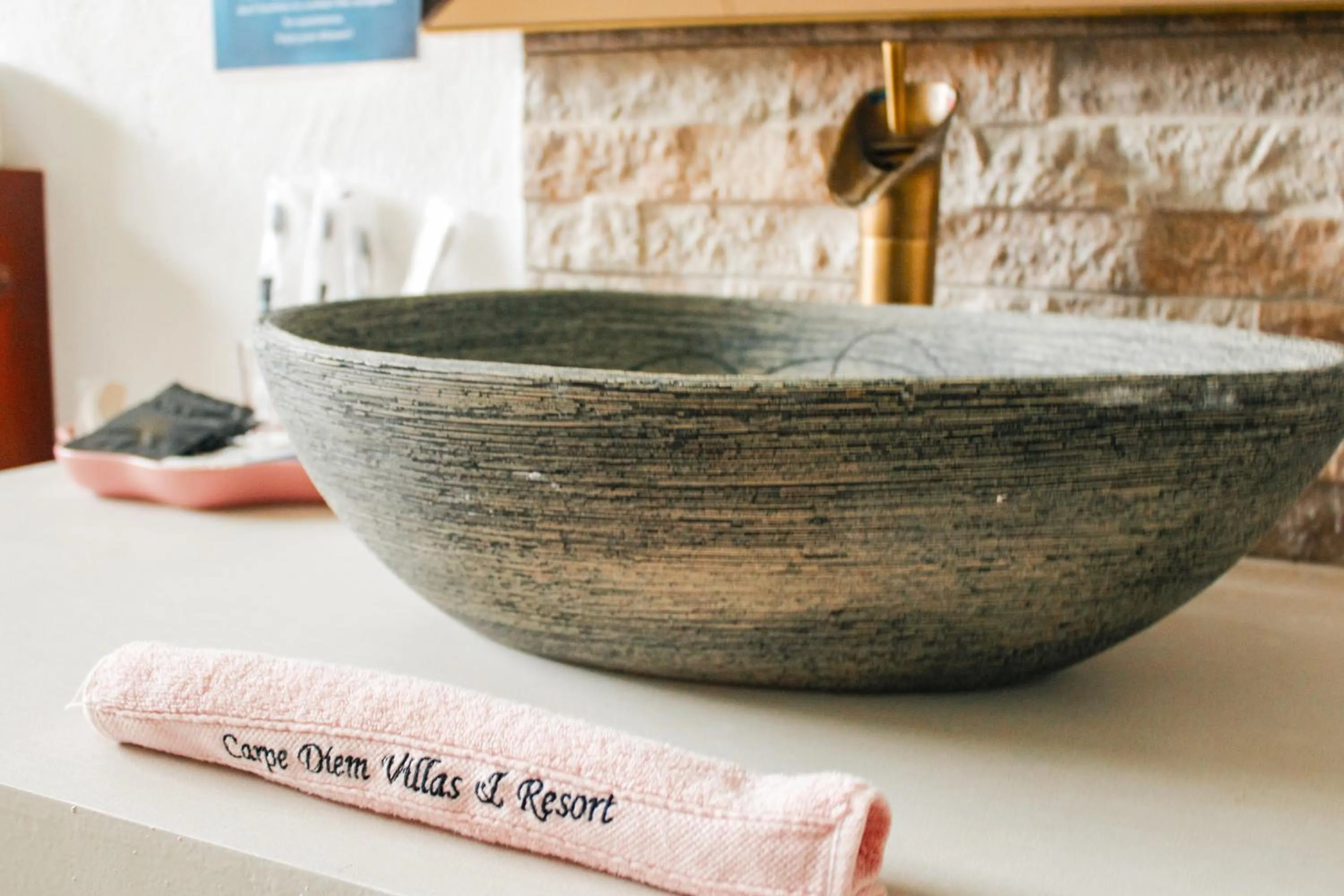 Bathroom in Carpe Diem Villas & Resort Dive & Stay resort