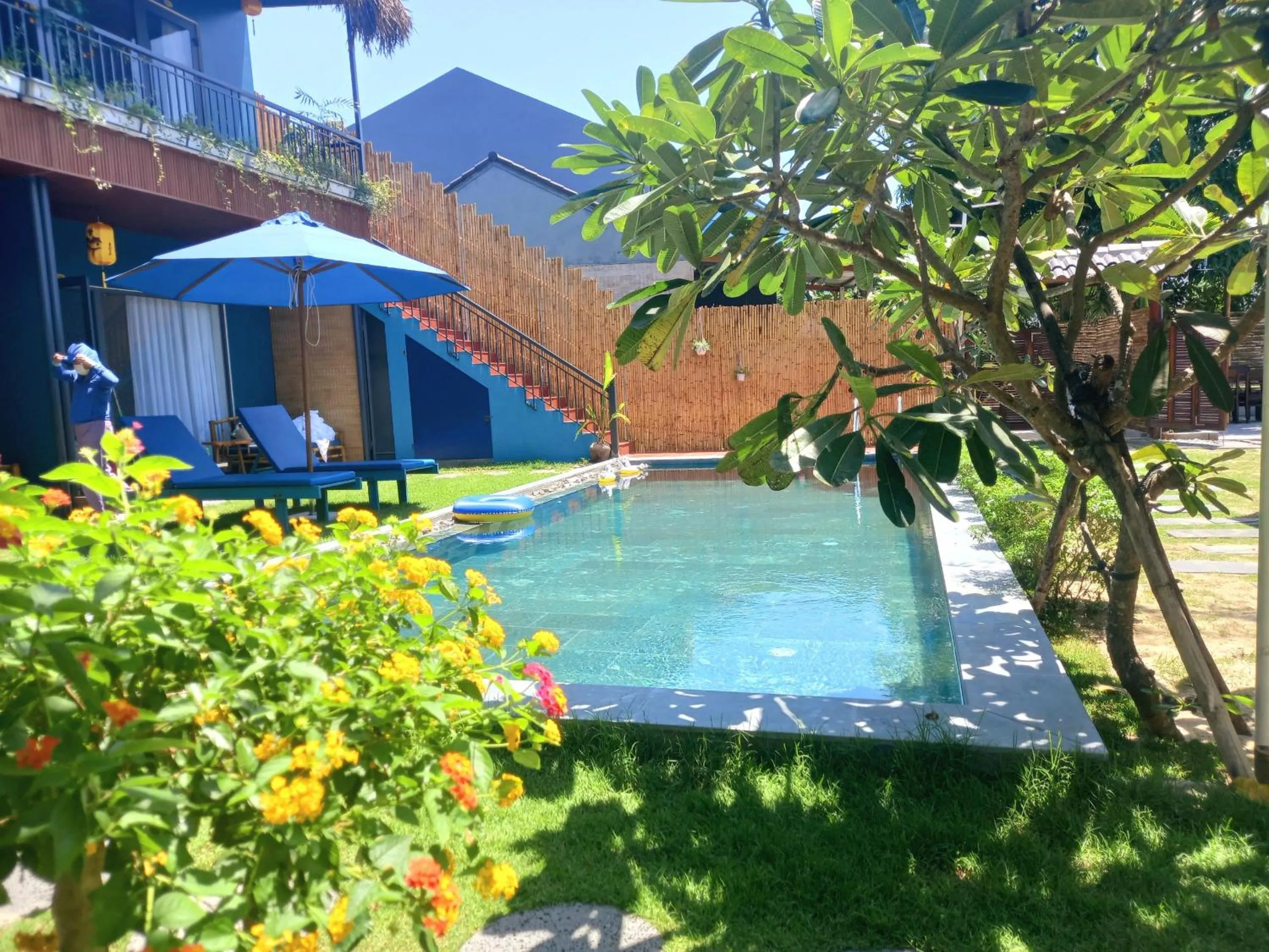 Swimming pool in Ngoc An Bang Villa