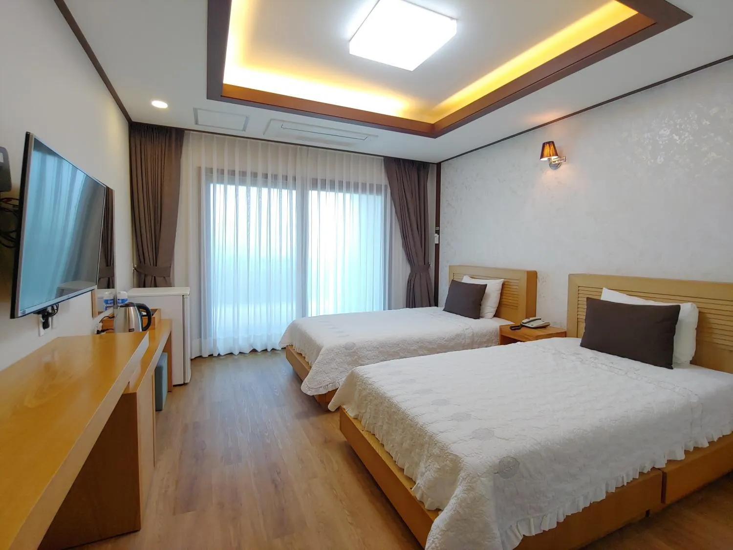 Bed in Fellisia Hotel
