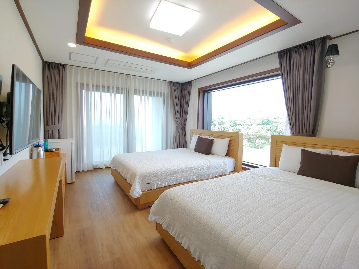 Bed in Fellisia Hotel