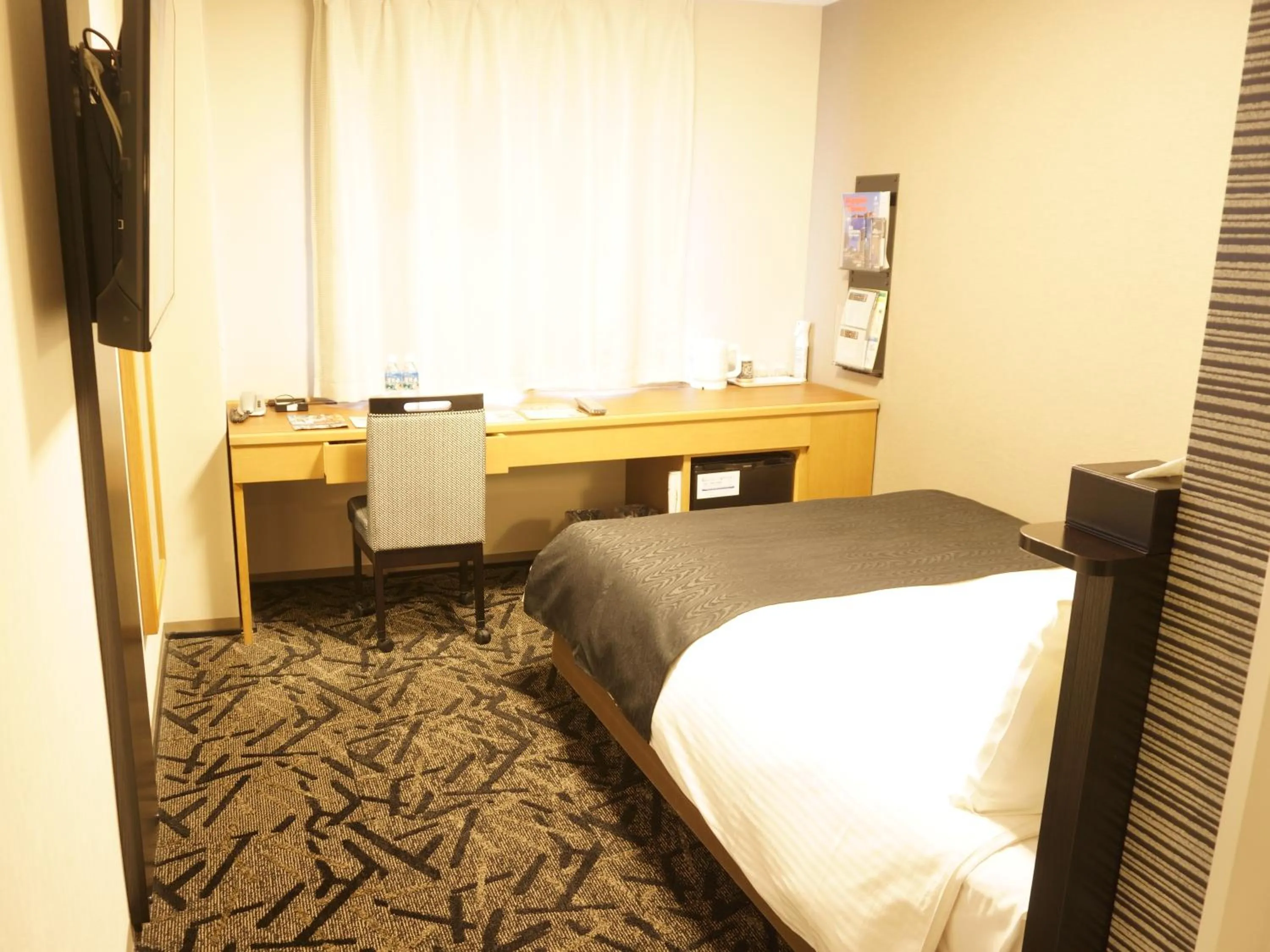 Photo of the whole room, Bed in APA Hotel Saitama Yatsuka Ekimae