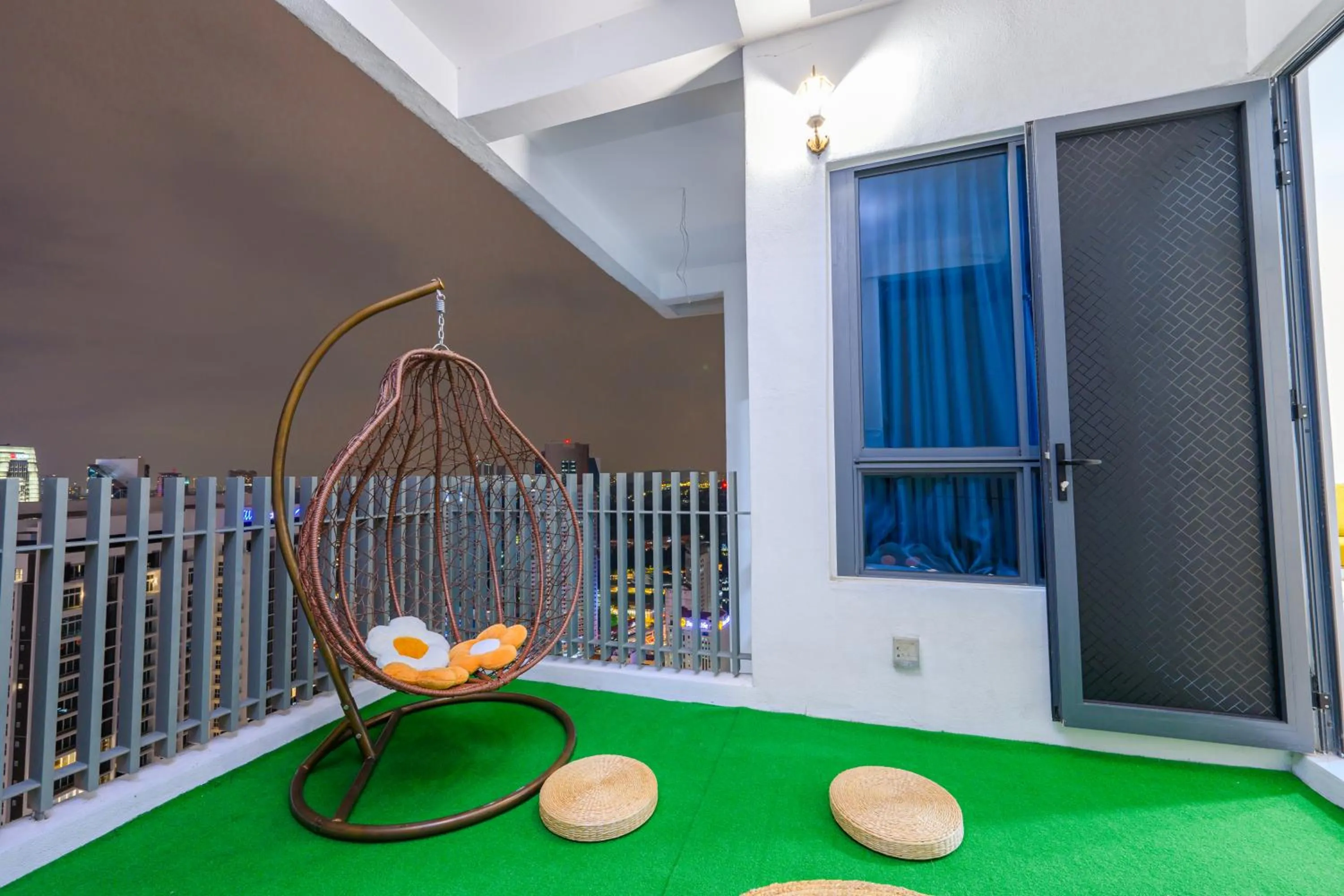 Balcony/Terrace in Greystone Colony KLCC