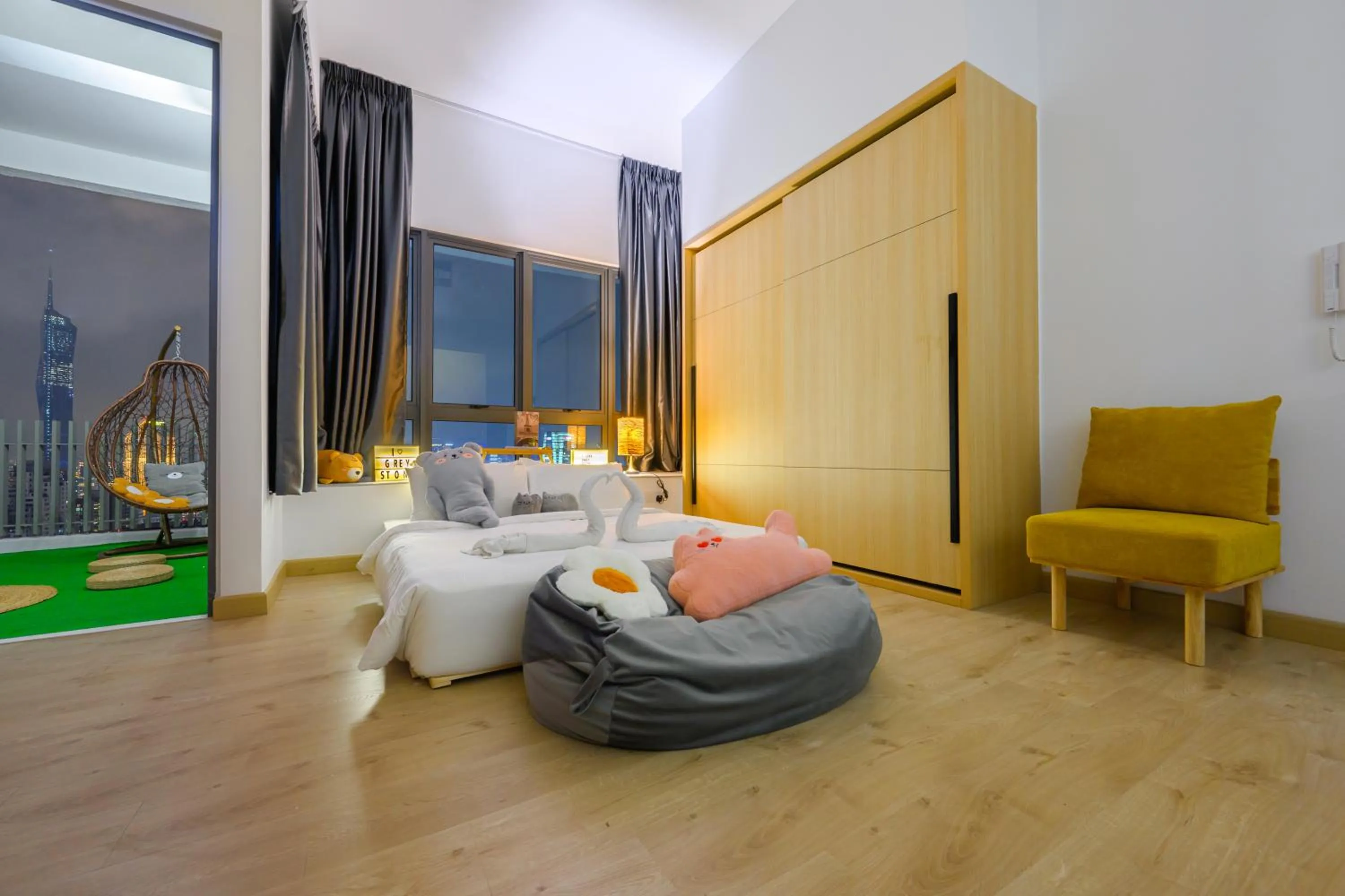 Bedroom, Bed in Greystone Colony KLCC