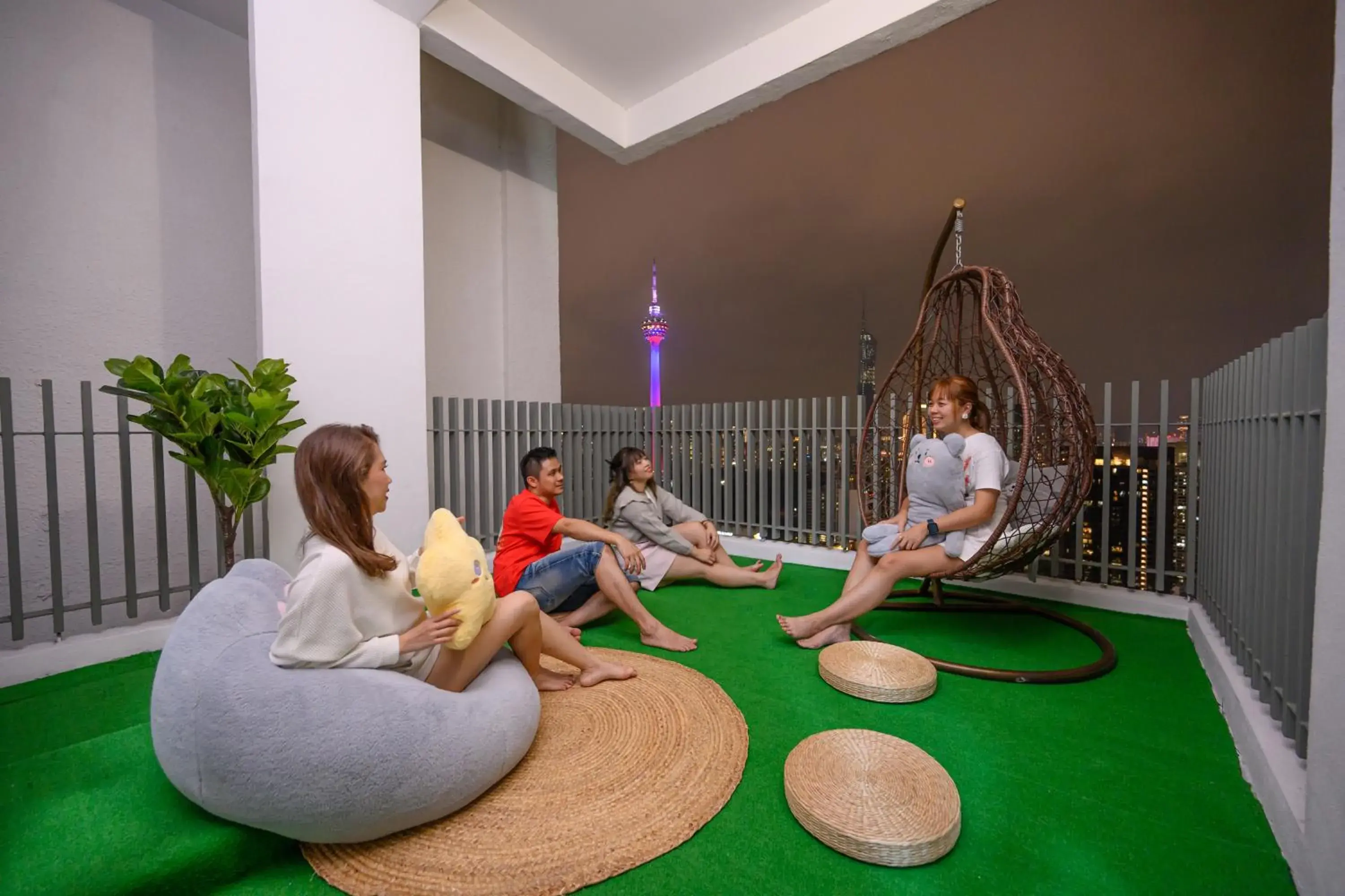 Apartment with Terrace in Greystone Colony KLCC Apartment with Terrace in Greystone Colony KLCC