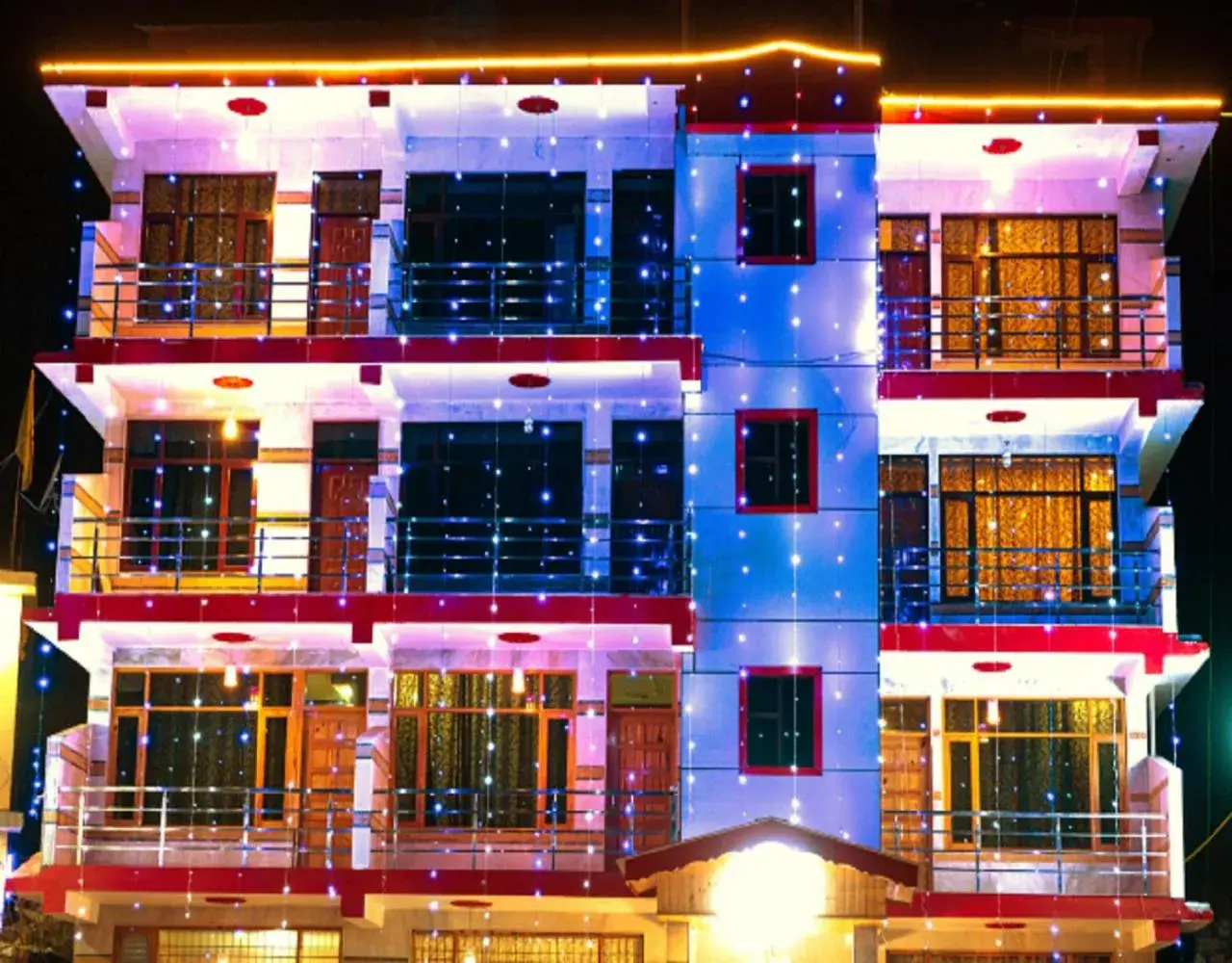 Him Taj by StayApart Him Taj by StayApart