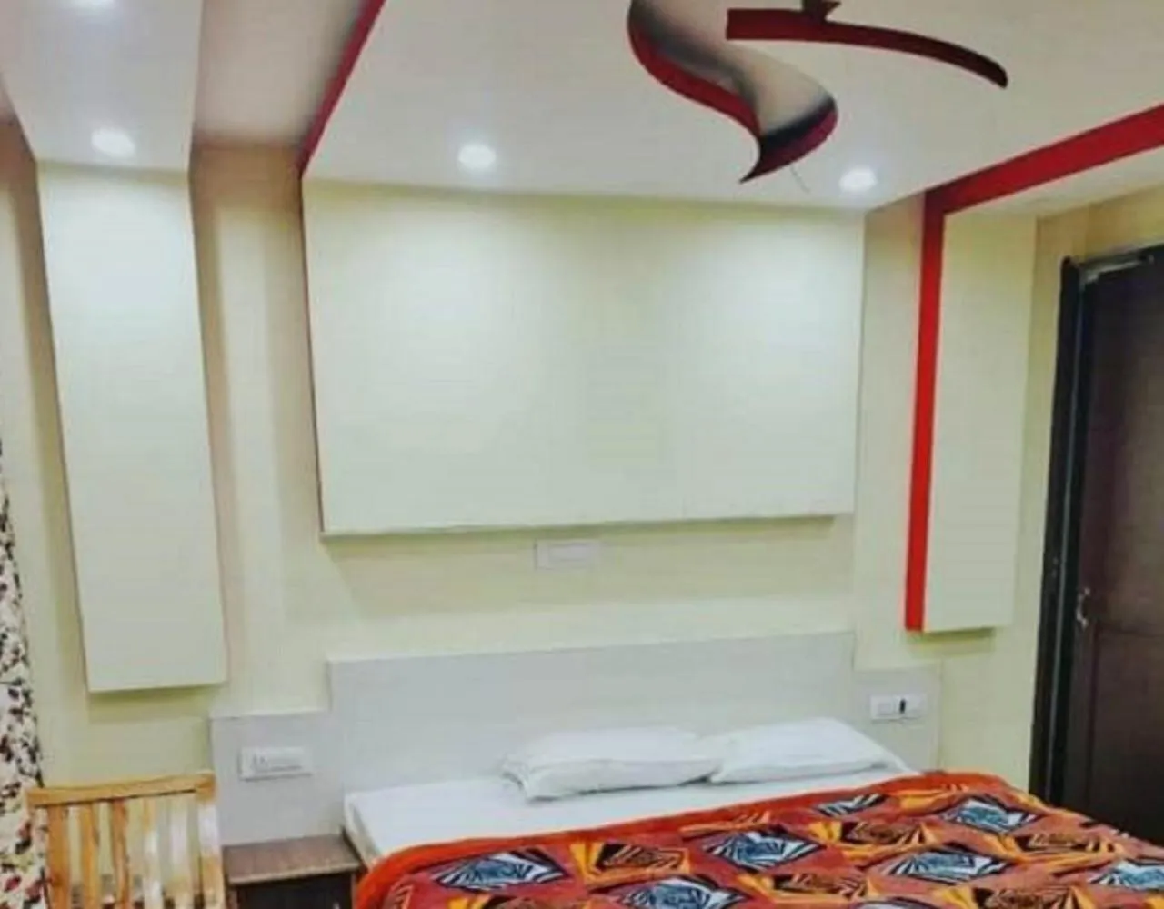 Bedroom, Bed in Him Taj by StayApart