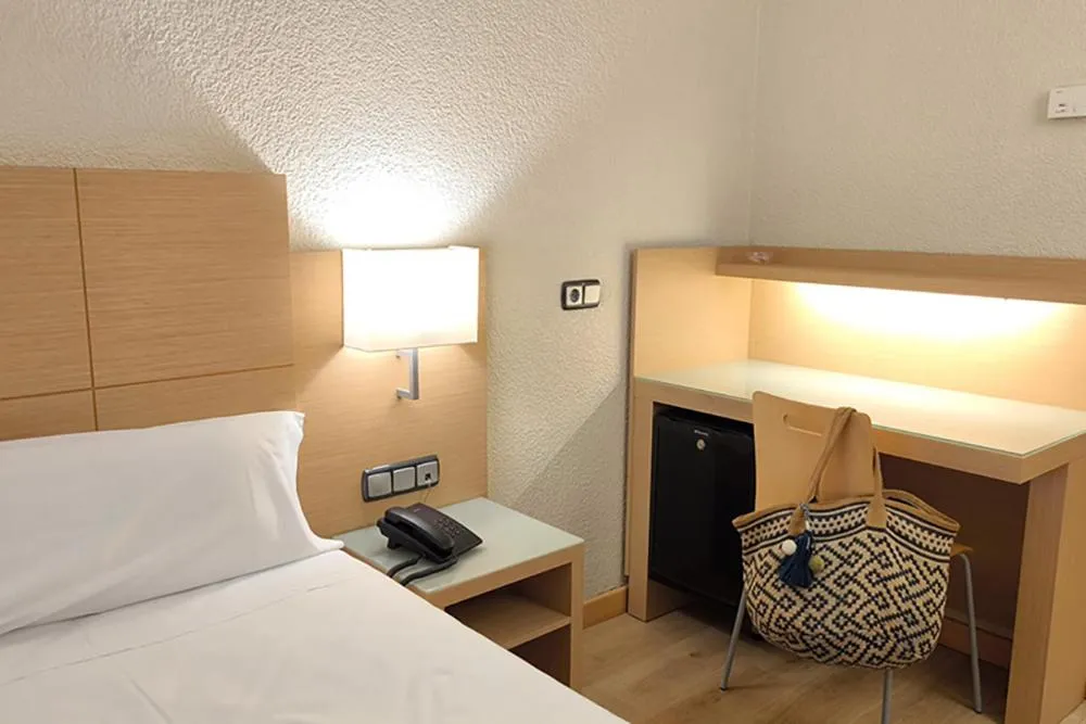 Bed in Hotel Condes de Haro