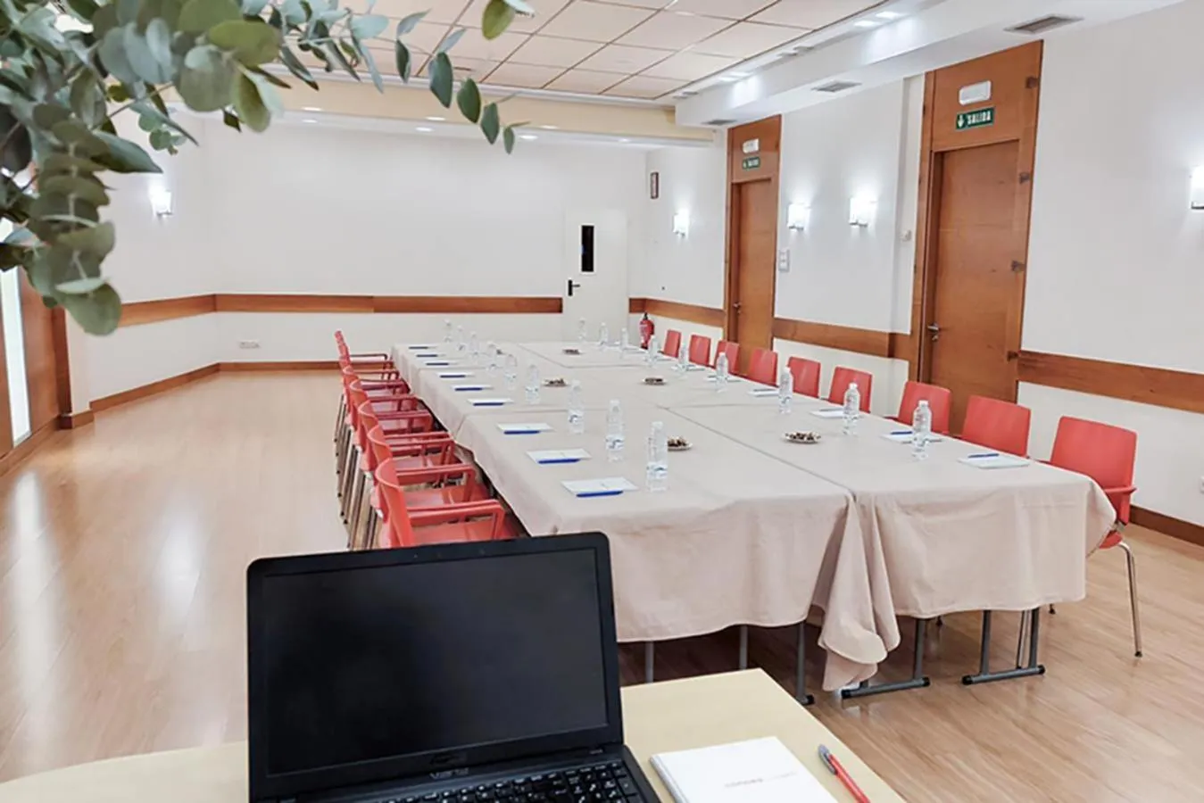 Meeting/conference room in Hotel Condes de Haro