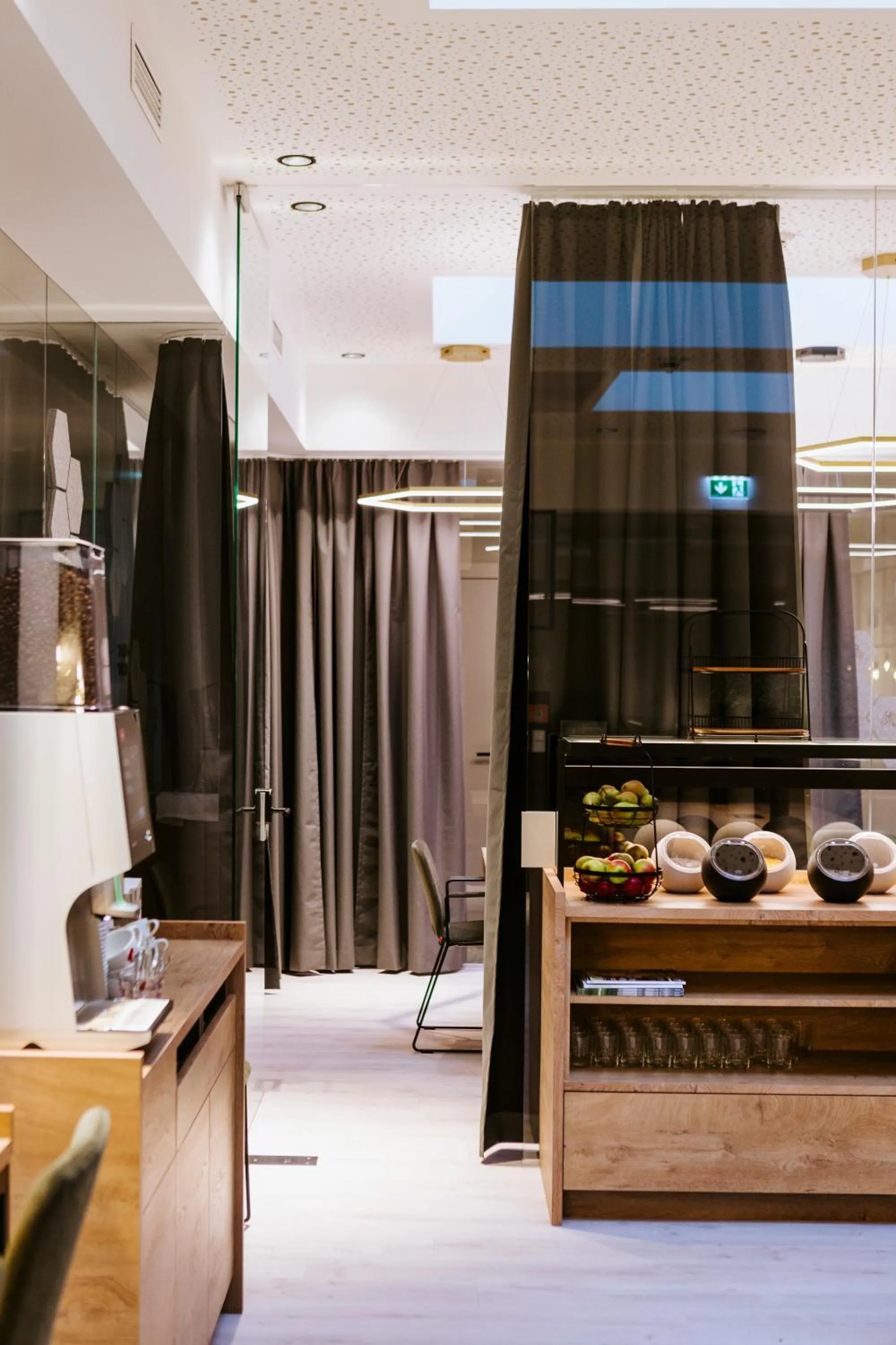 Breakfast in BEE GREEN Linz Self-Check-in-Hotel