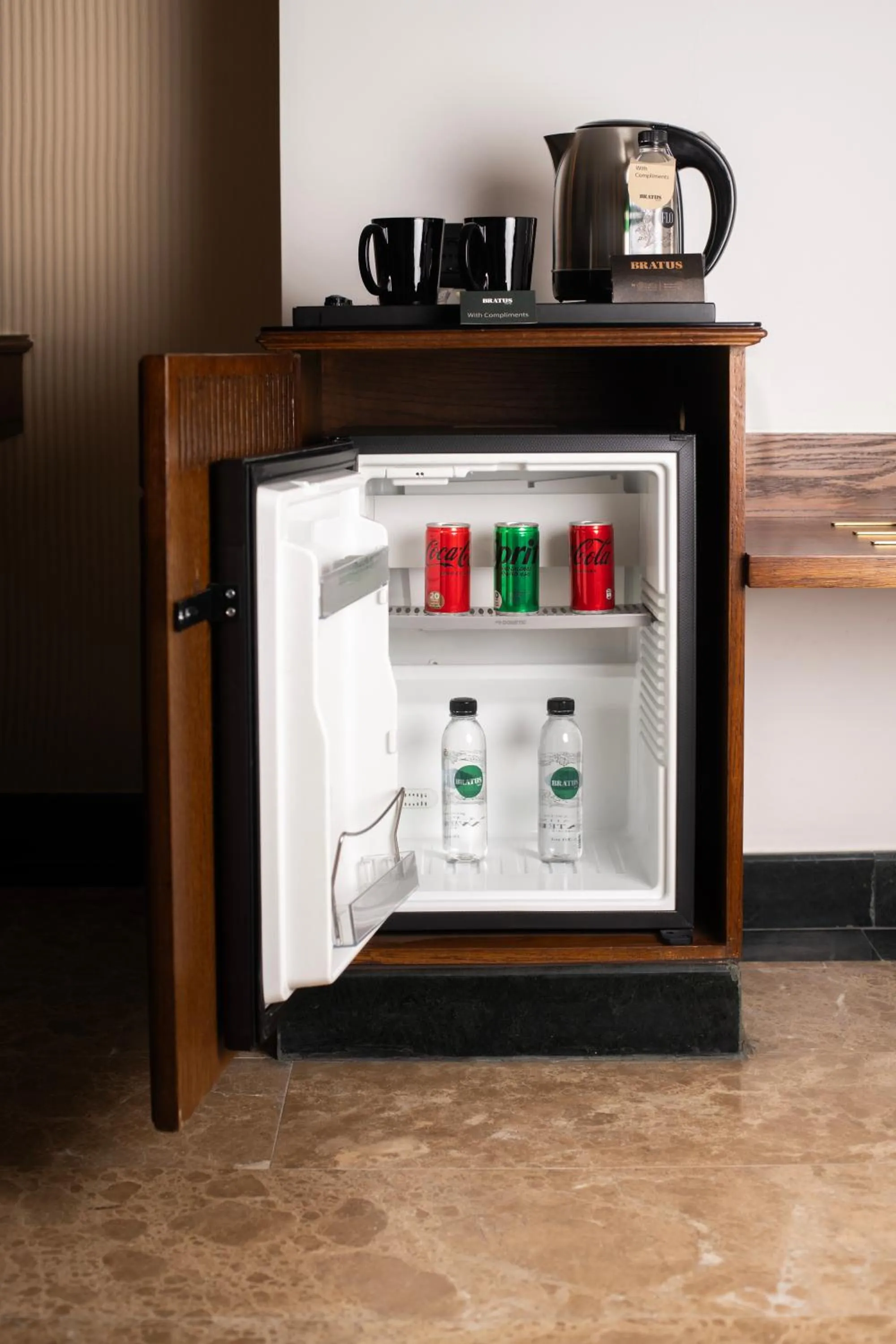 Kitchen or kitchenette in Bratus Hotel