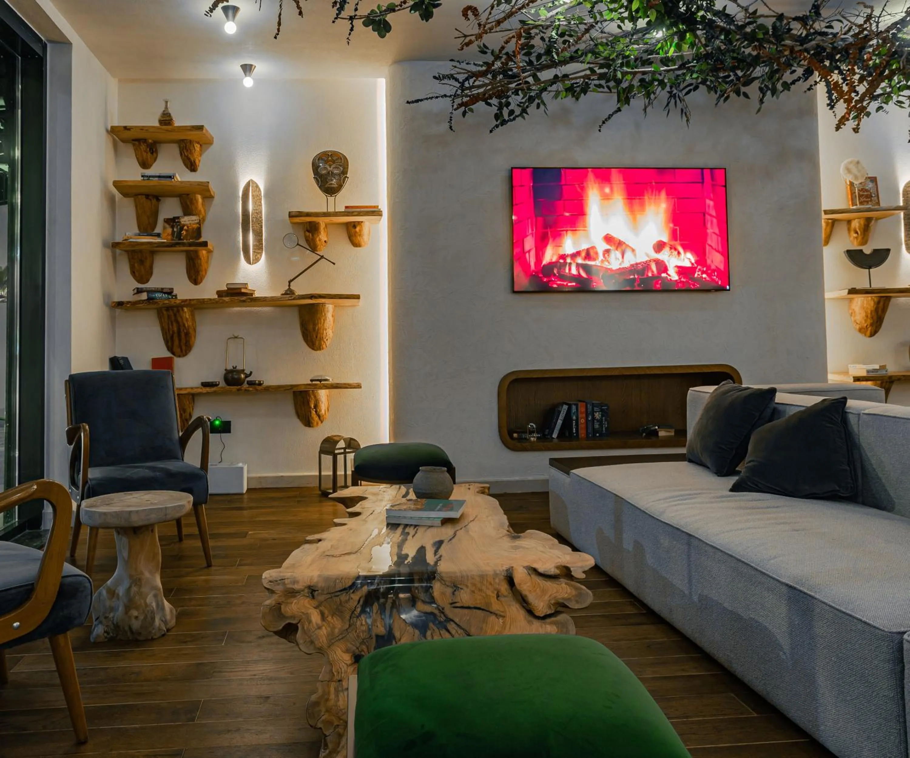 Lobby or reception in Bratus Hotel