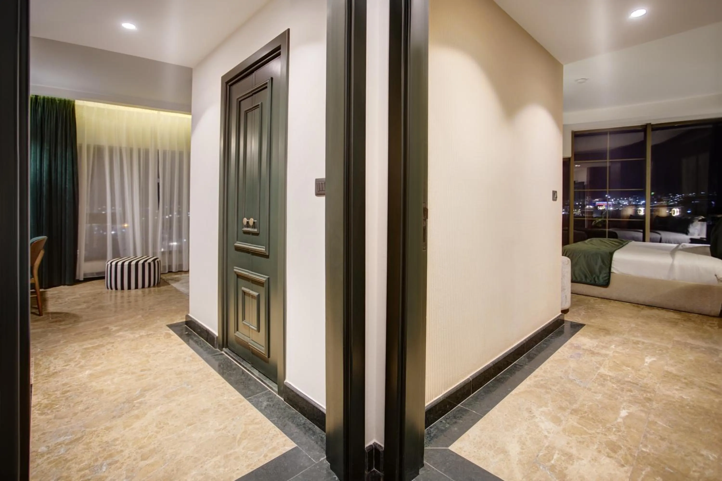 Photo of the whole room in Bratus Hotel