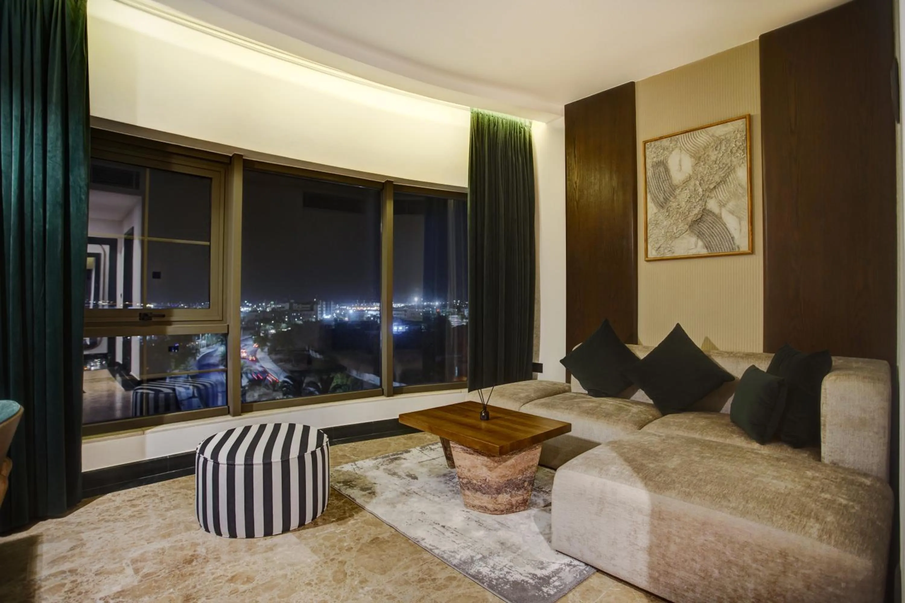 Night in Bratus Hotel