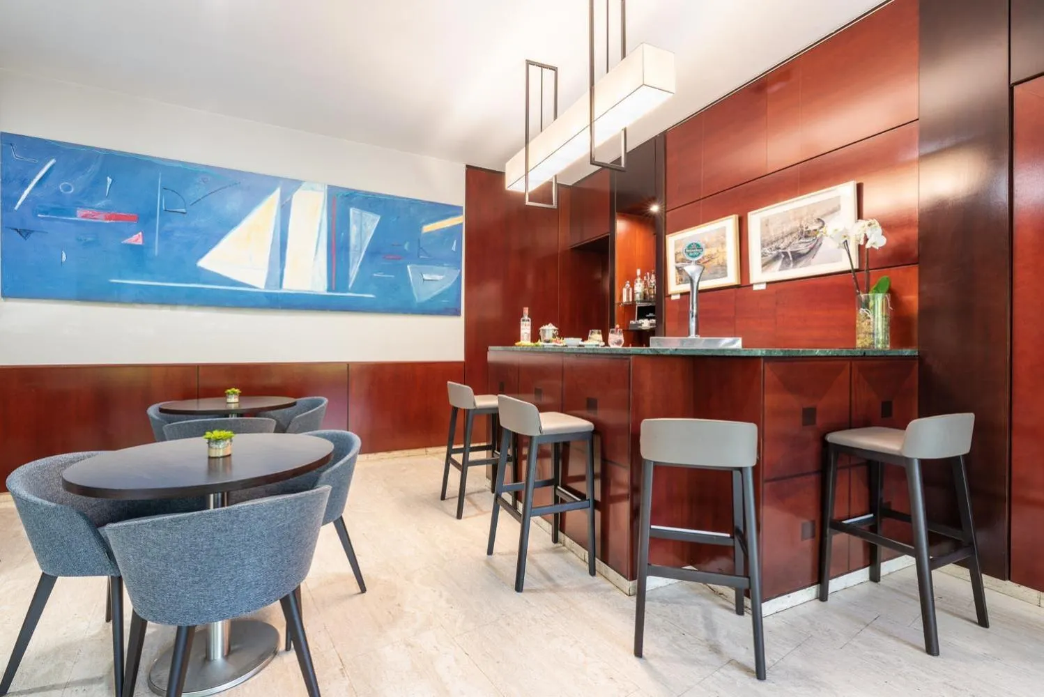 Lounge or bar in Eurostars Ciudad de La Coruña