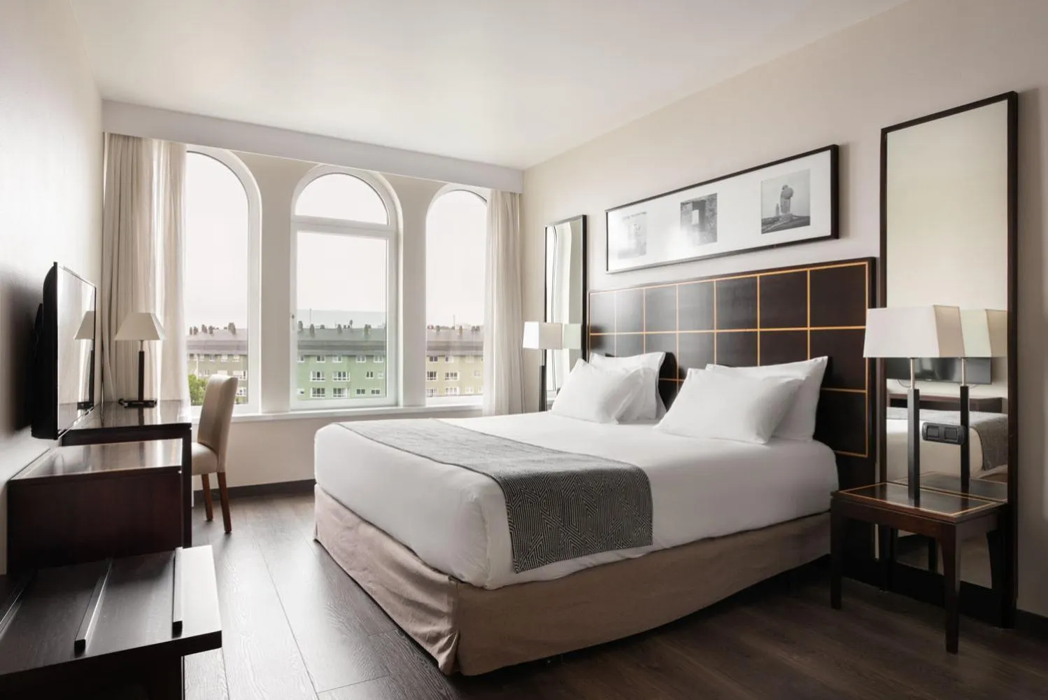 Photo of the whole room, Bed in Eurostars Ciudad de La Coruña