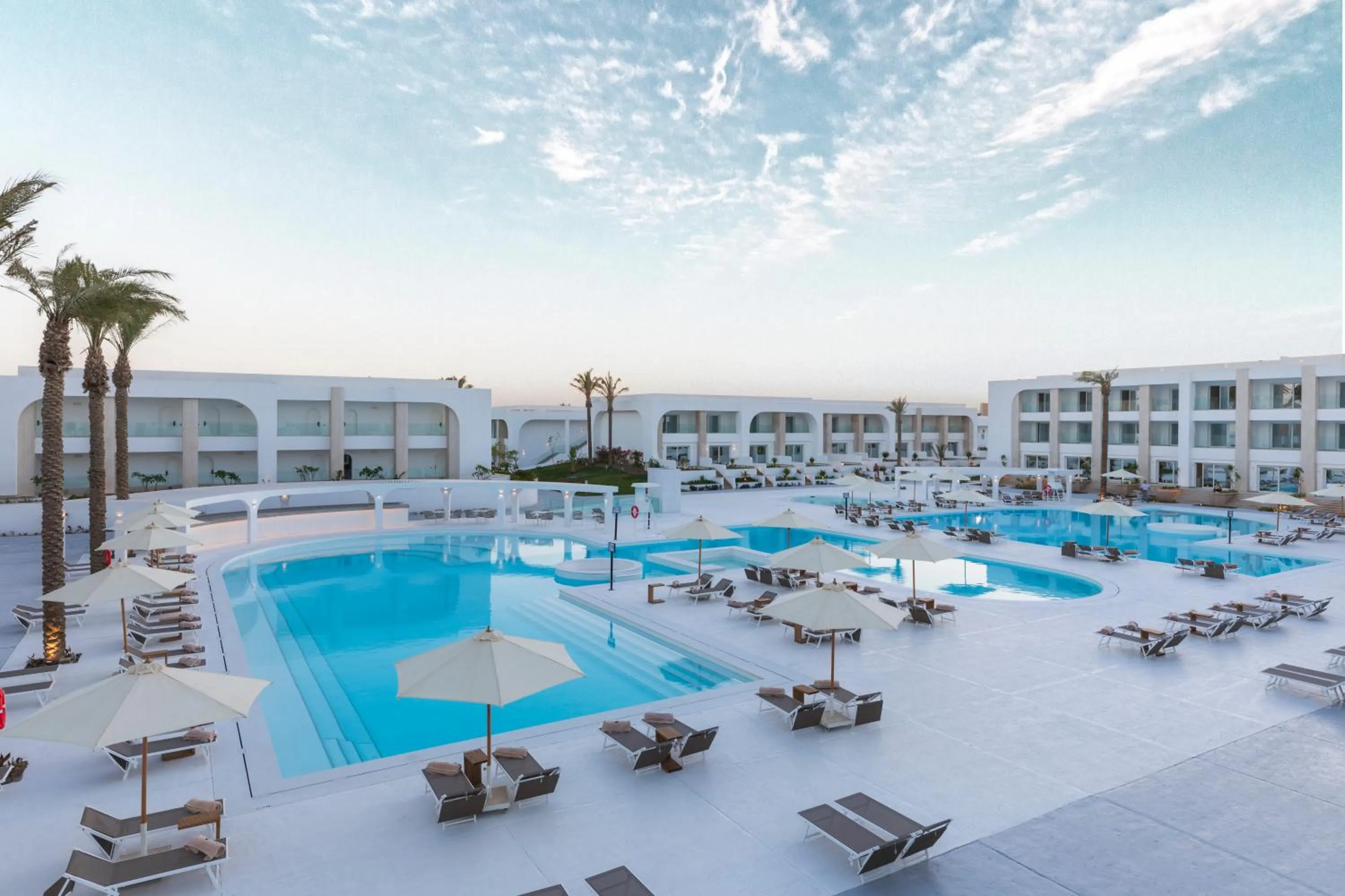 Swimming pool in White Hills Resort