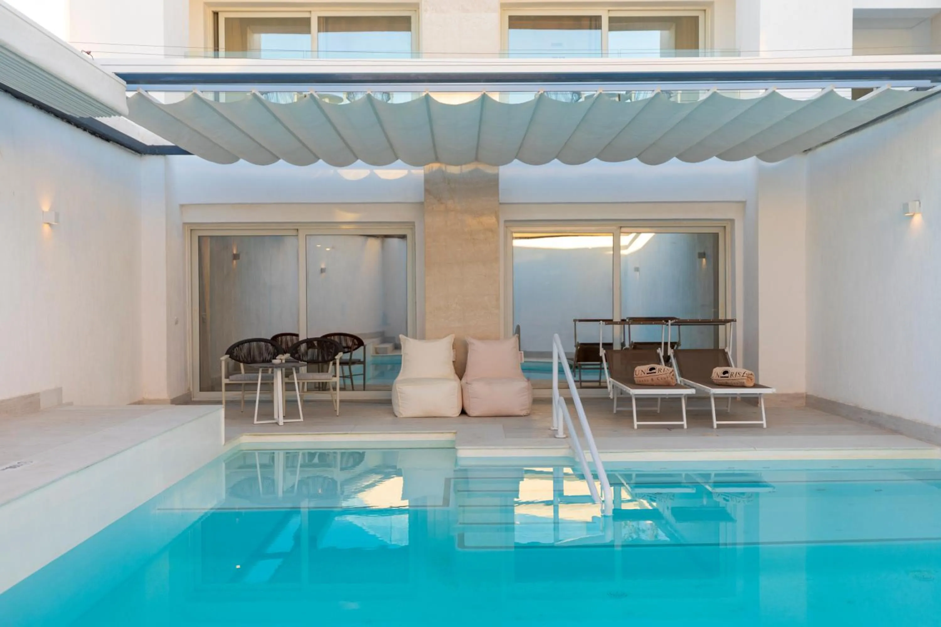 Swimming pool in White Hills Resort