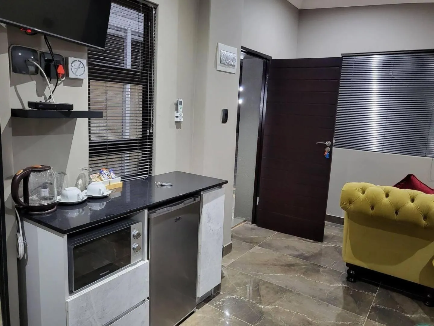 Kitchen or kitchenette in @ 21 Guest House