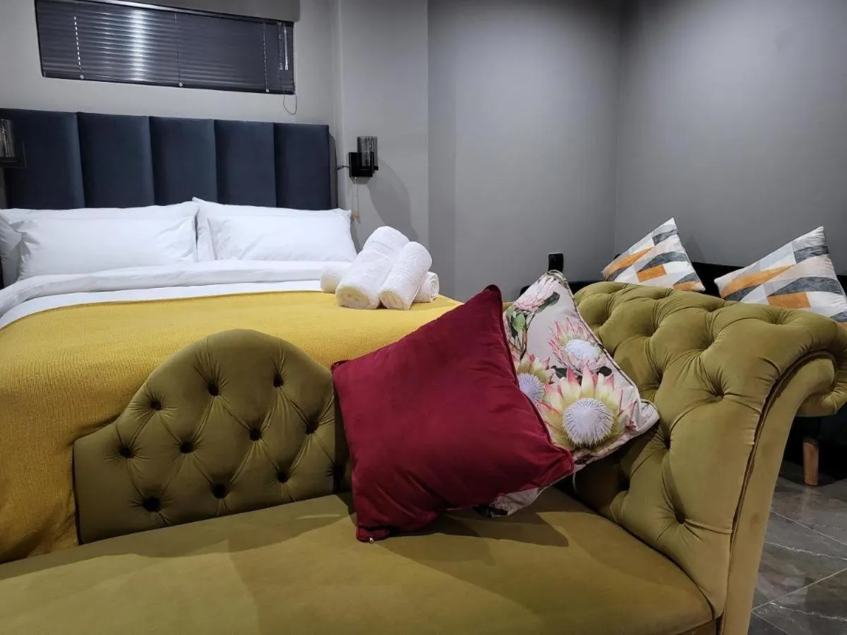 Bed in @ 21 Guest House