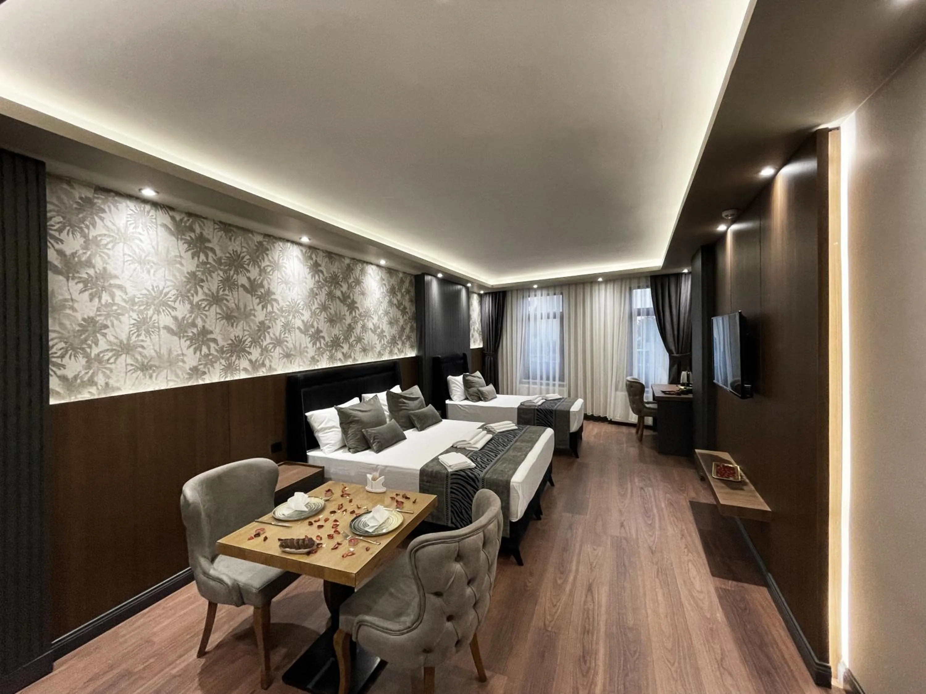 TV and multimedia in GRAND ÜSKÜDAR OTEL