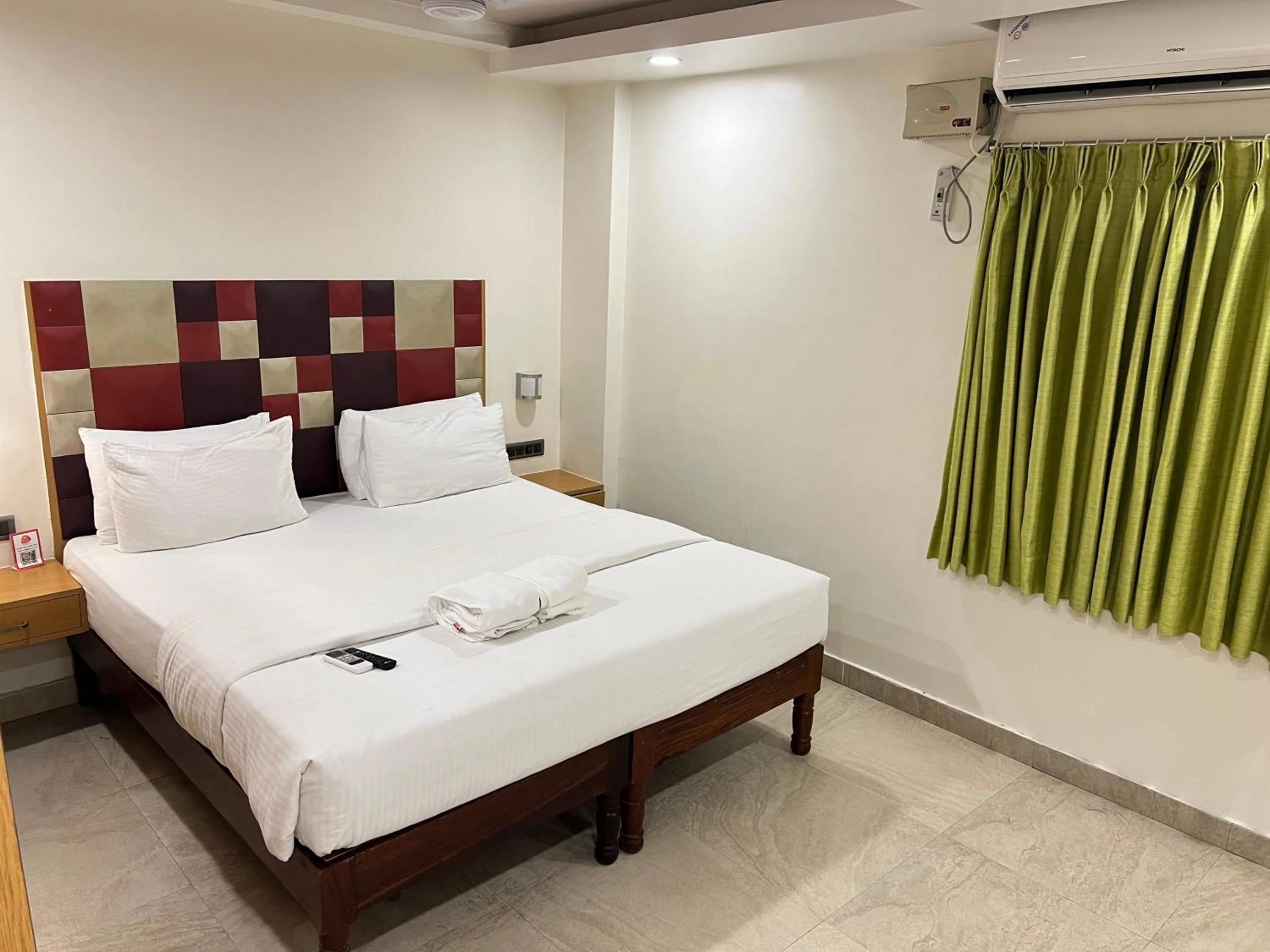 Bed in Diviyum Manor