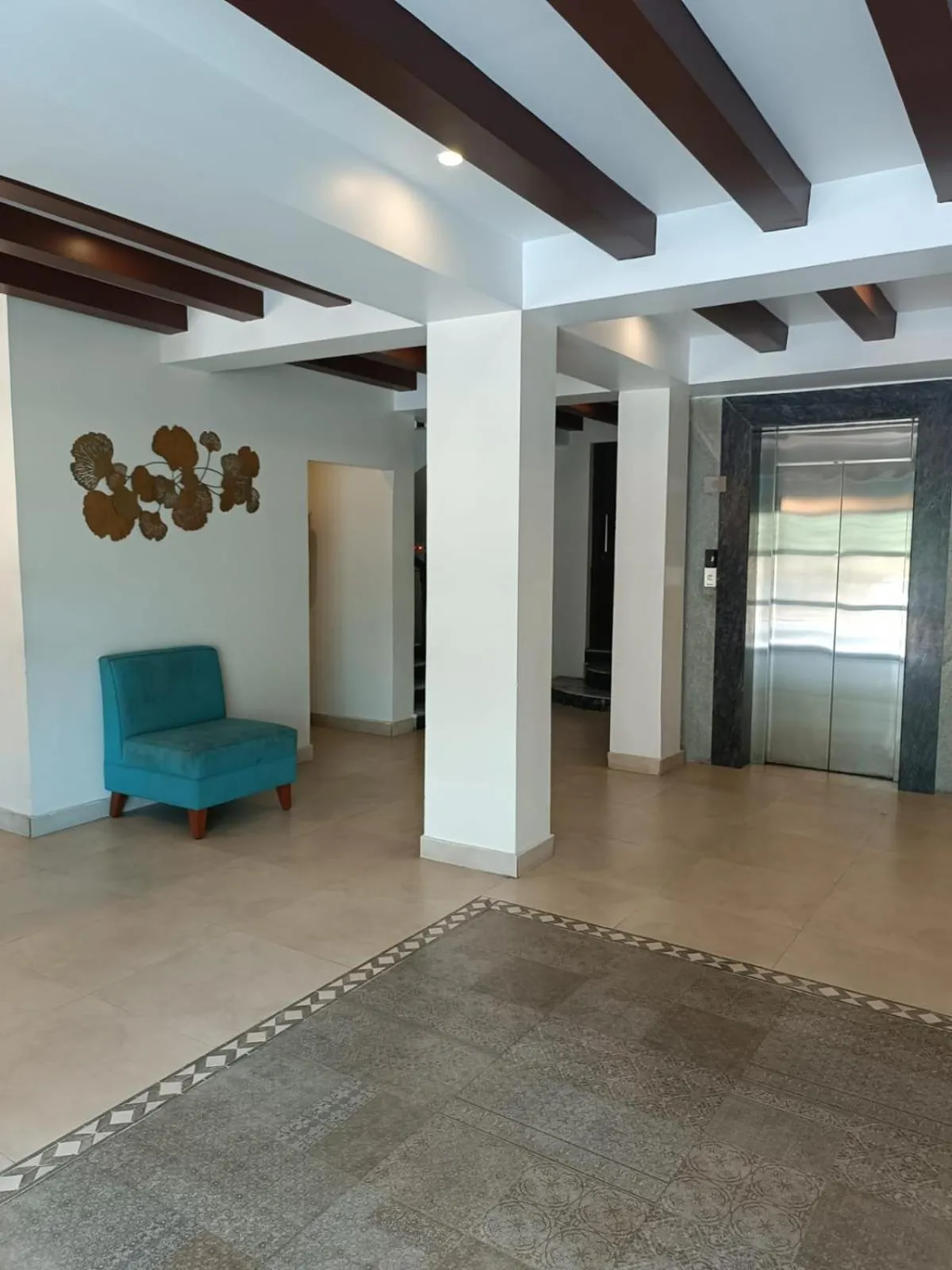 Lobby or reception in Diviyum Manor