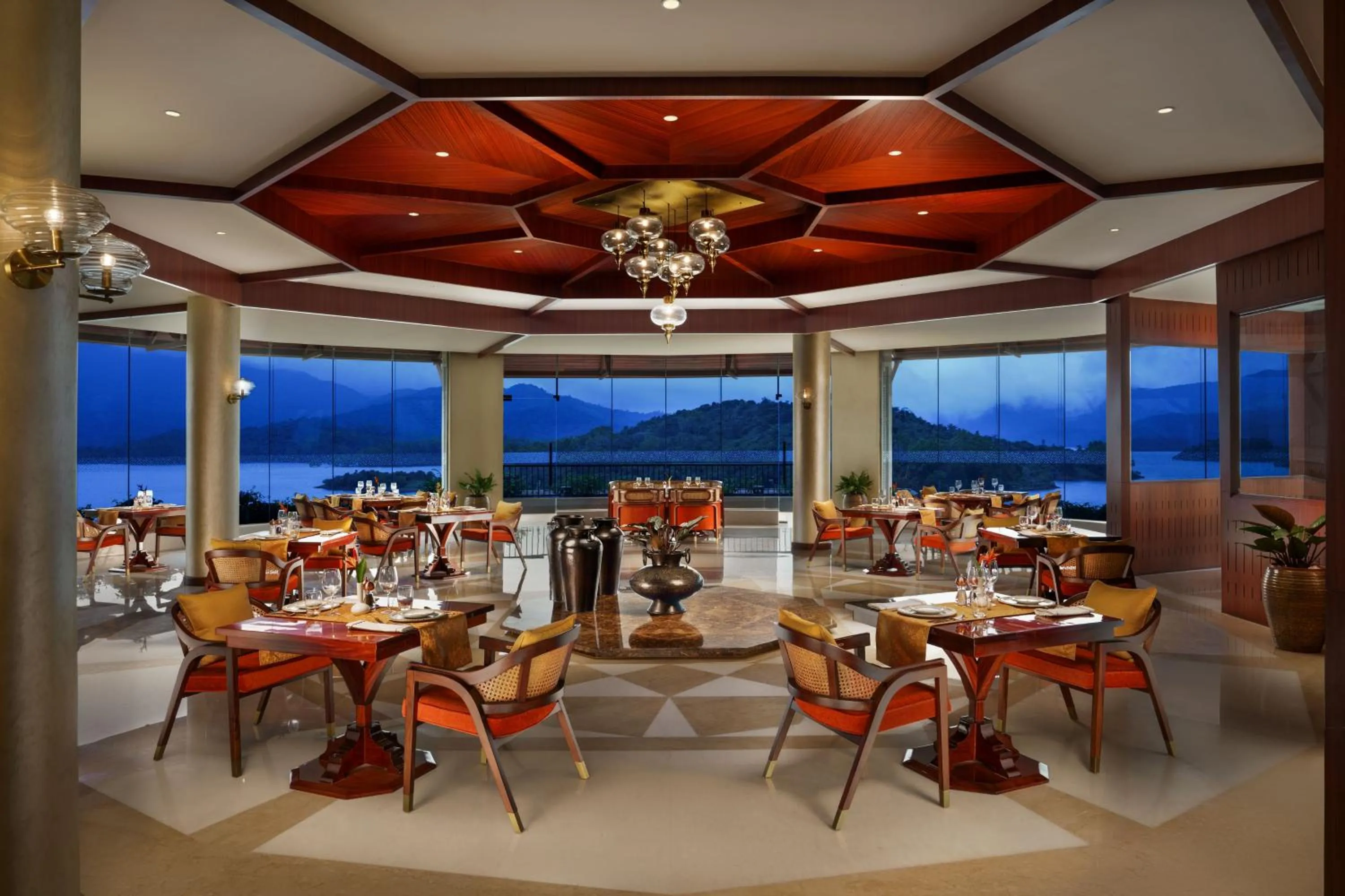 Restaurant/places to eat in Taj Wayanad Resort & Spa, Kerala