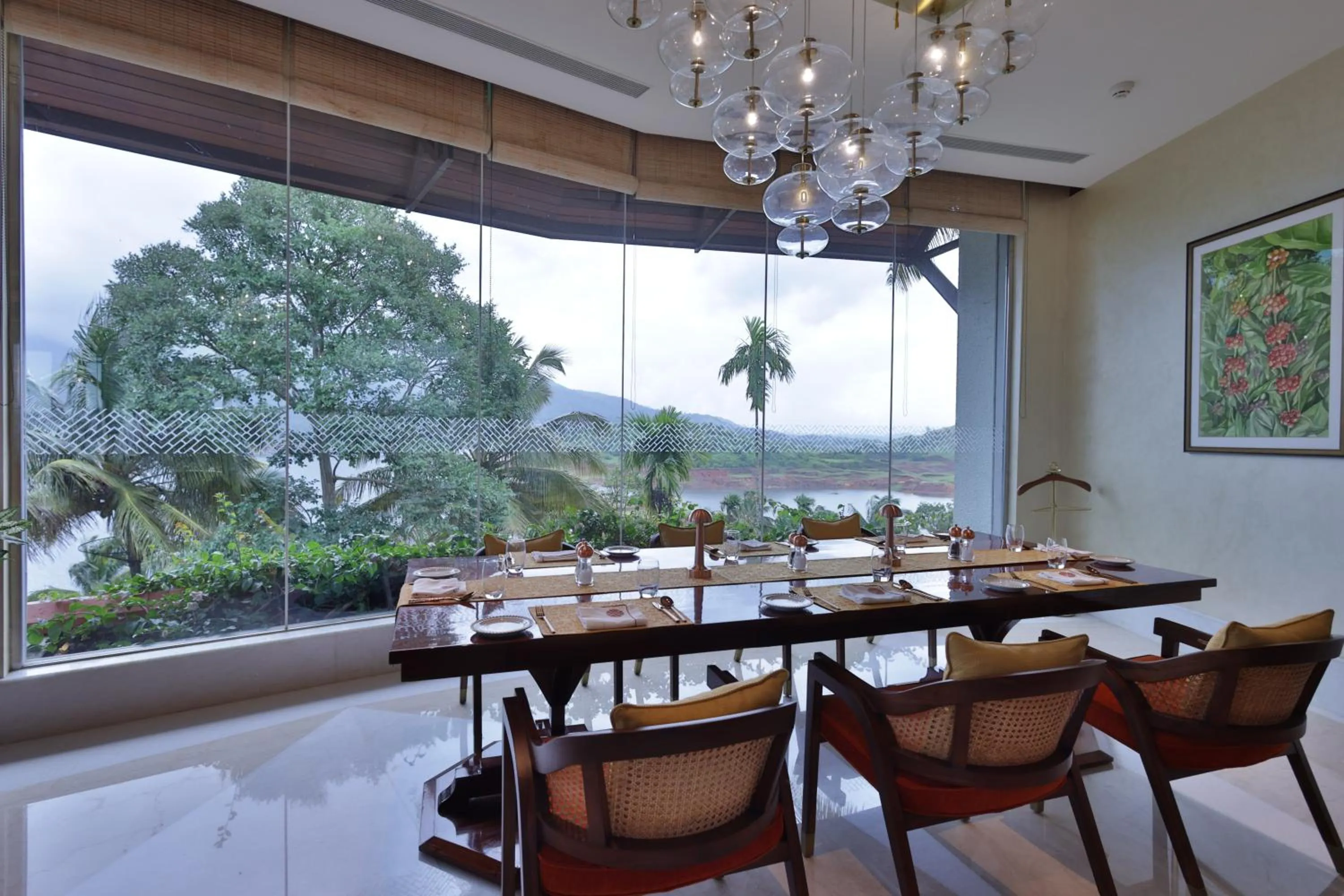 Restaurant/places to eat in Taj Wayanad Resort & Spa, Kerala