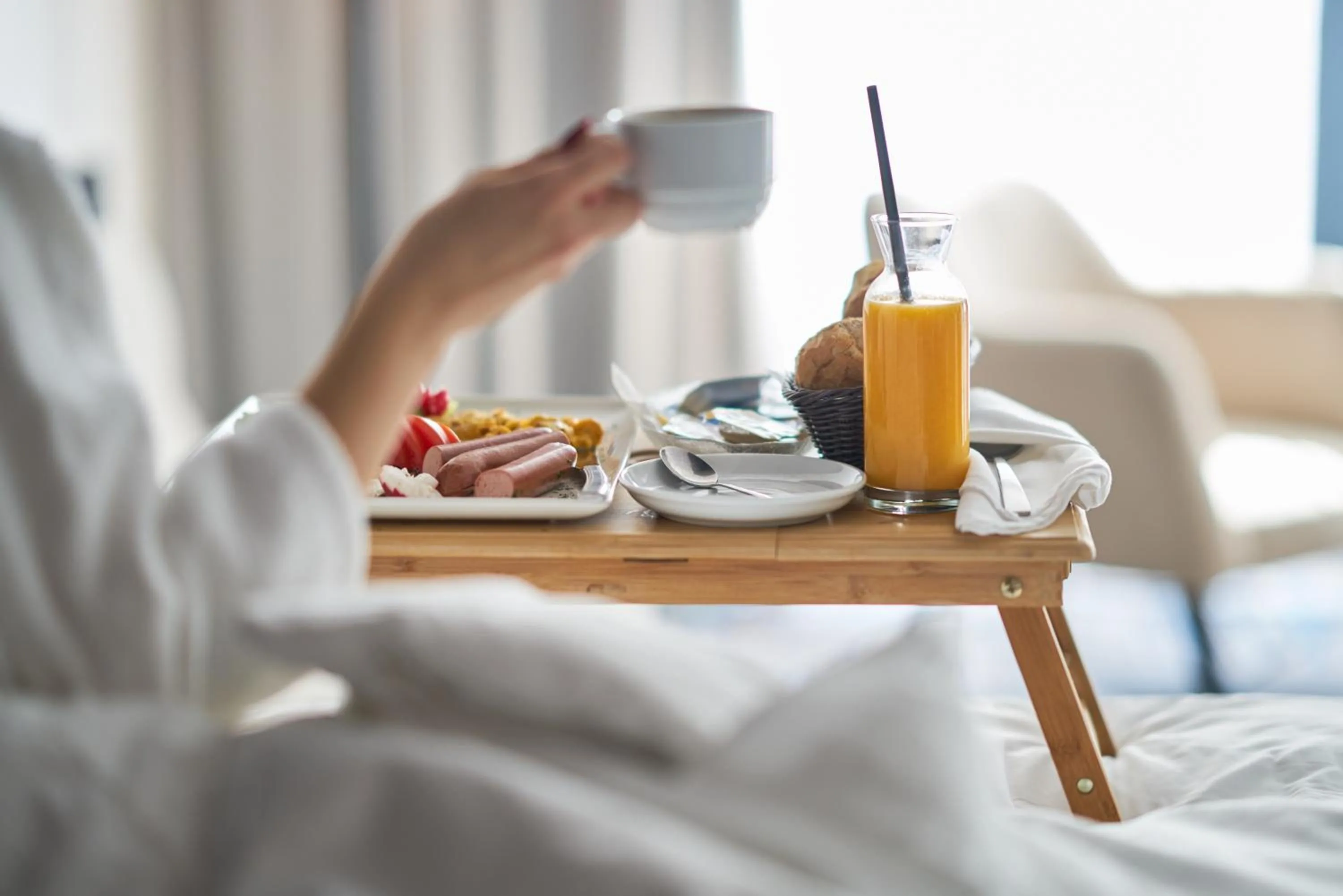 Breakfast, Bed in Dusit Hotel & Suites - Doha