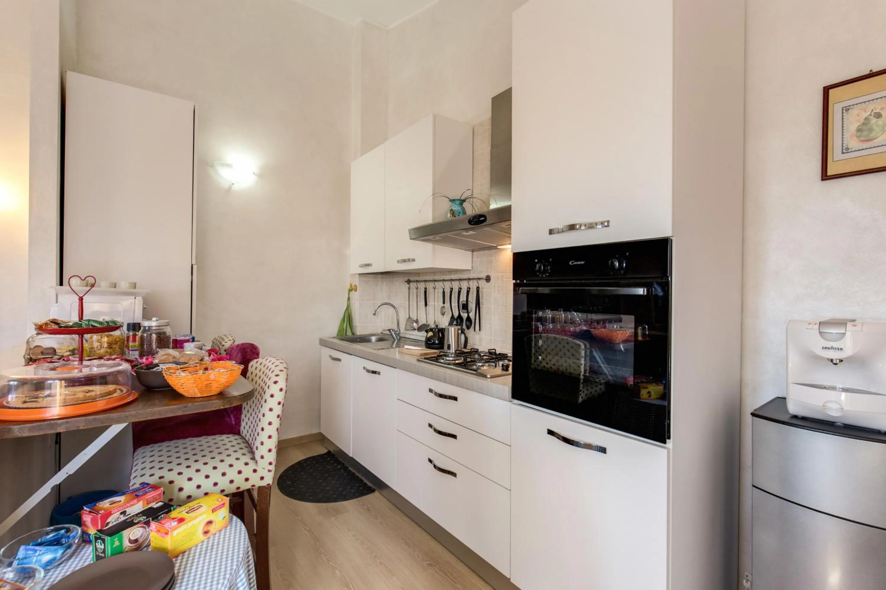 Kitchen or kitchenette in Zen B&B