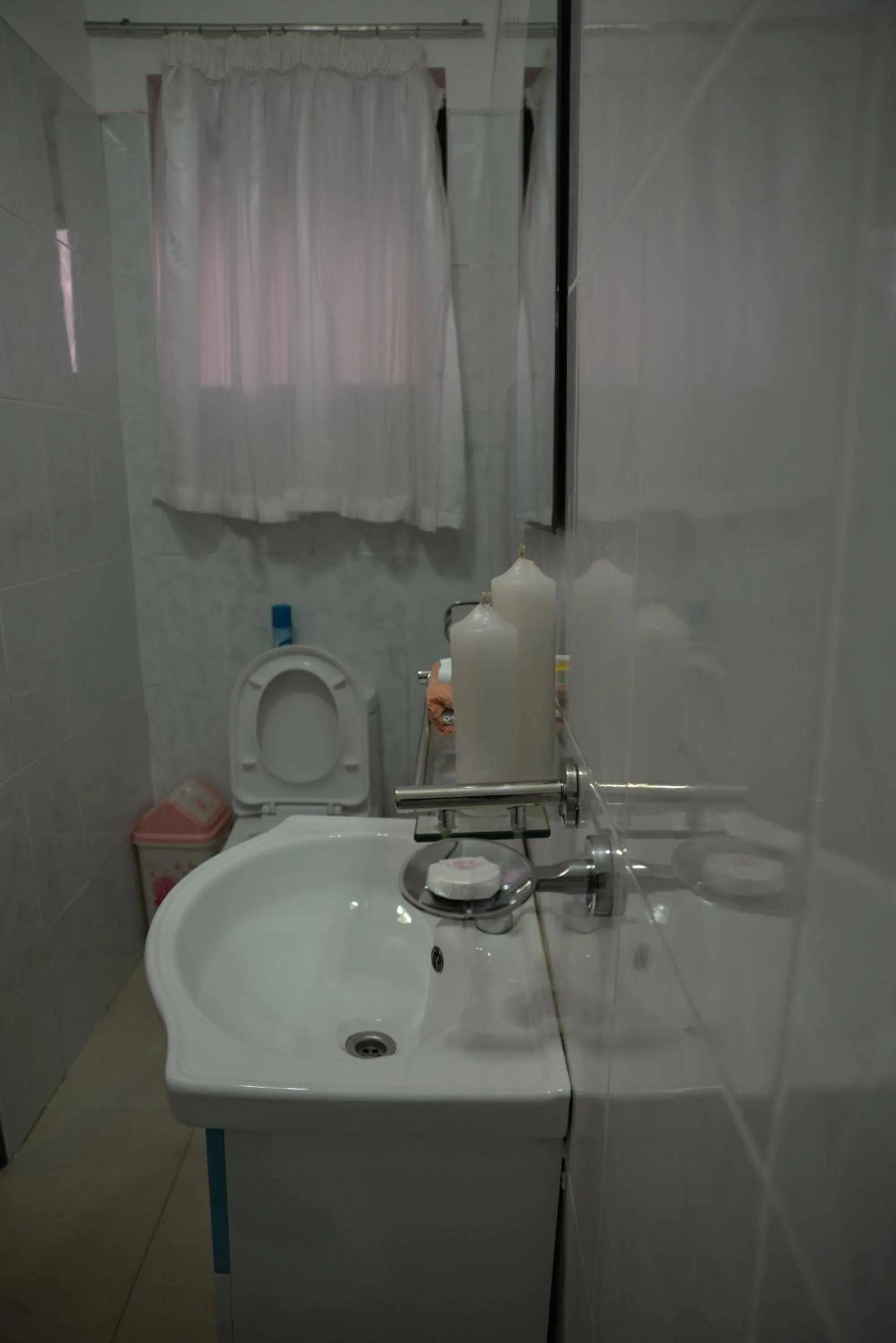 Bathroom in Royal Victoria House Ltd