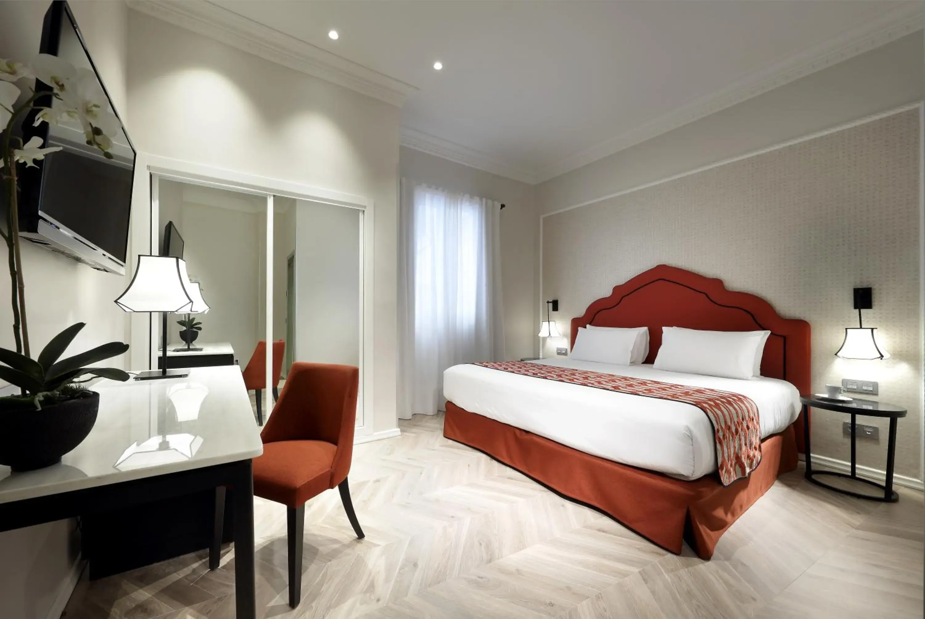 Premier Double Room - 1 or 2 beds in Eurostars Regina Premier Double Room - 1 or 2 beds in Eurostars Regina
