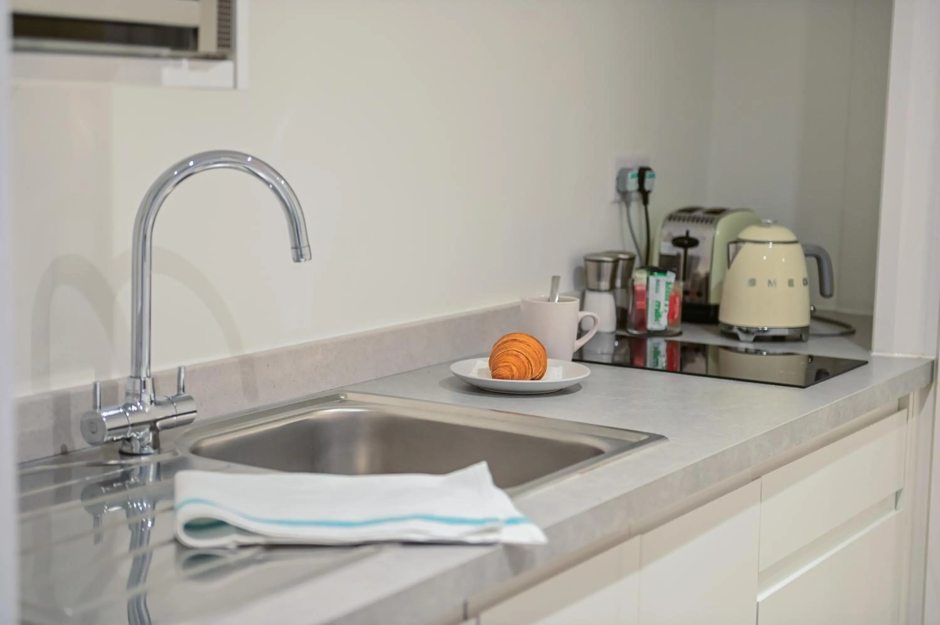 Kitchen or kitchenette in No.192 Oxford