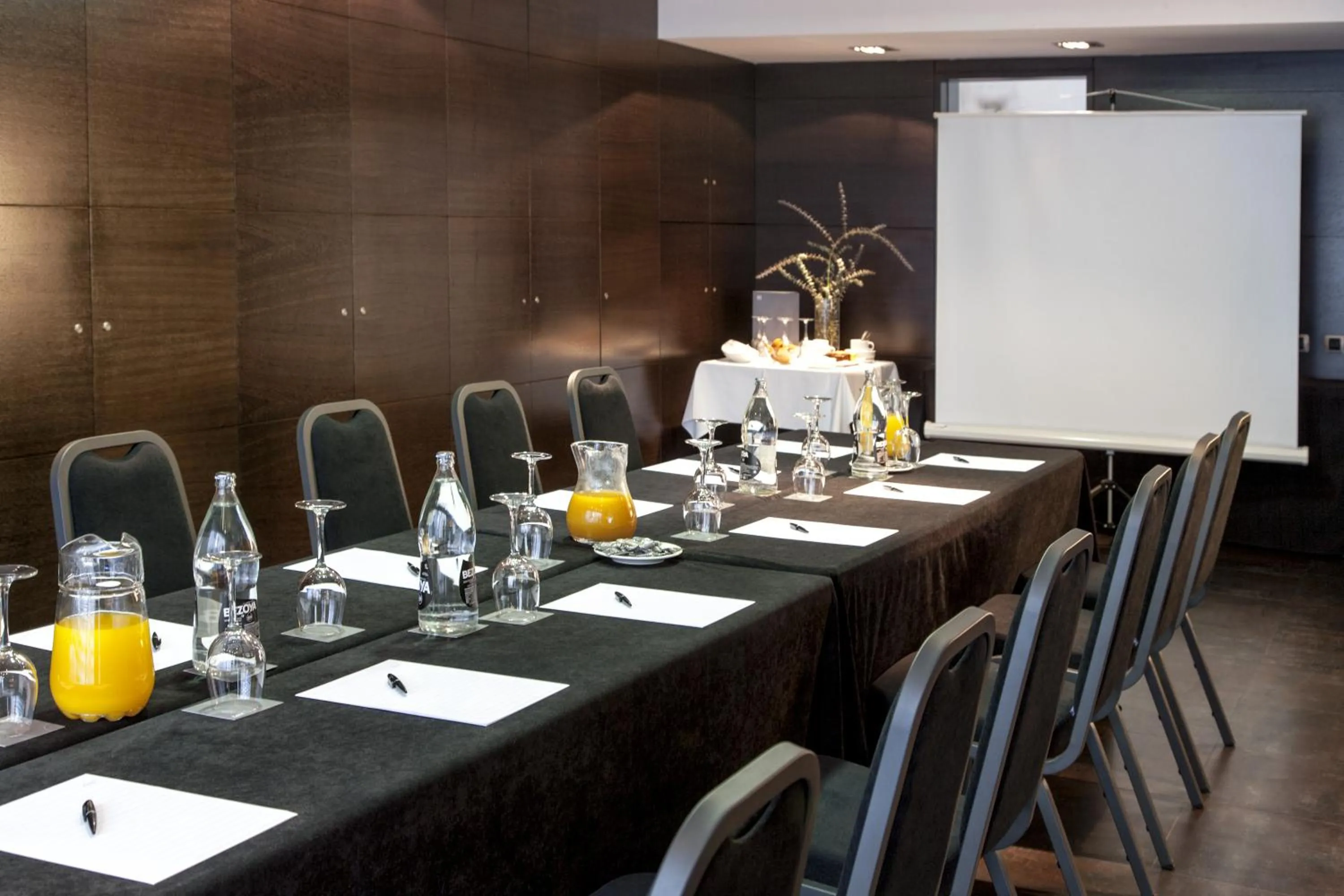 Business facilities in Zenit Barcelona