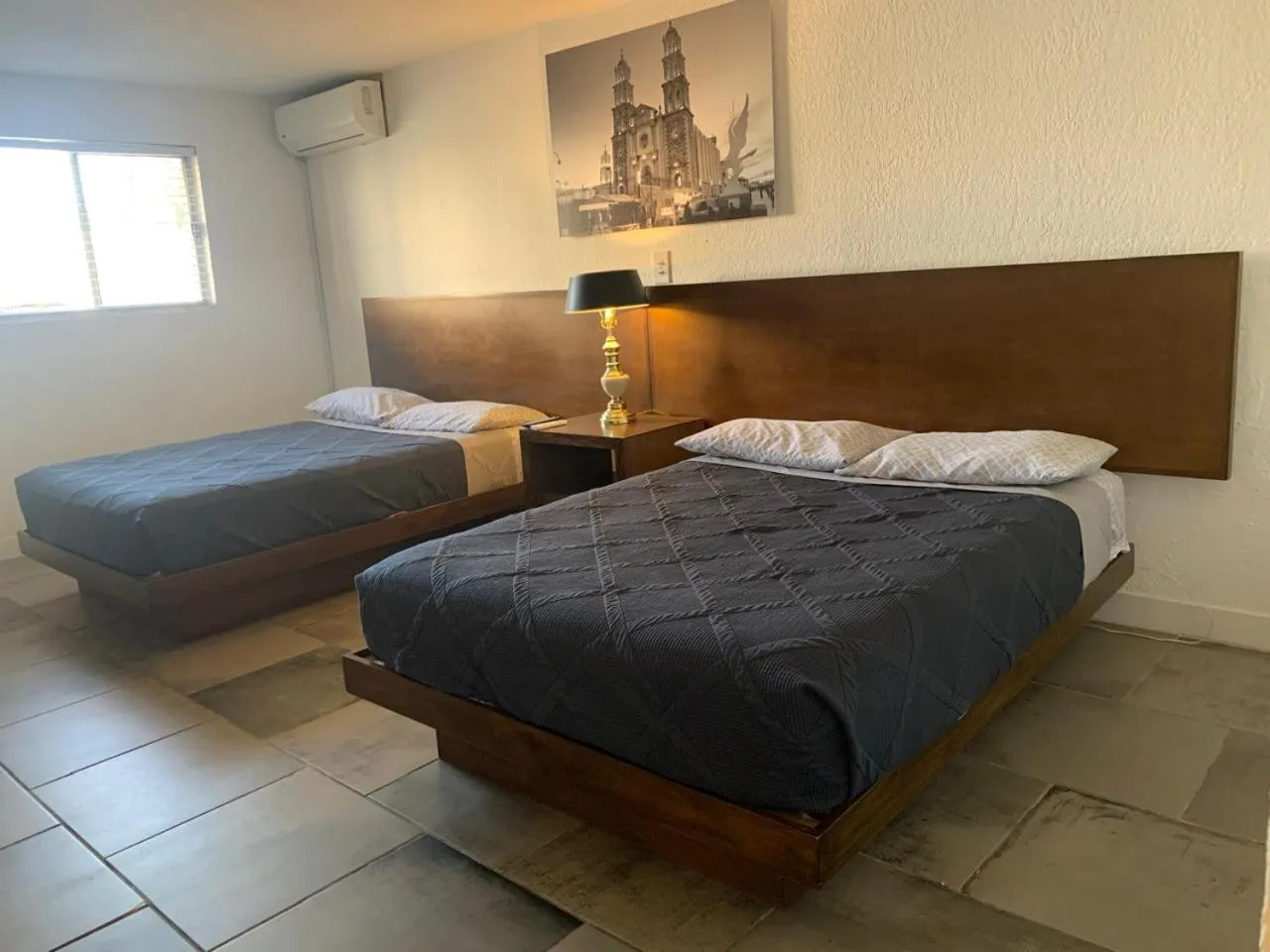 Bathroom, Bed in HOTEL MARIPINA
